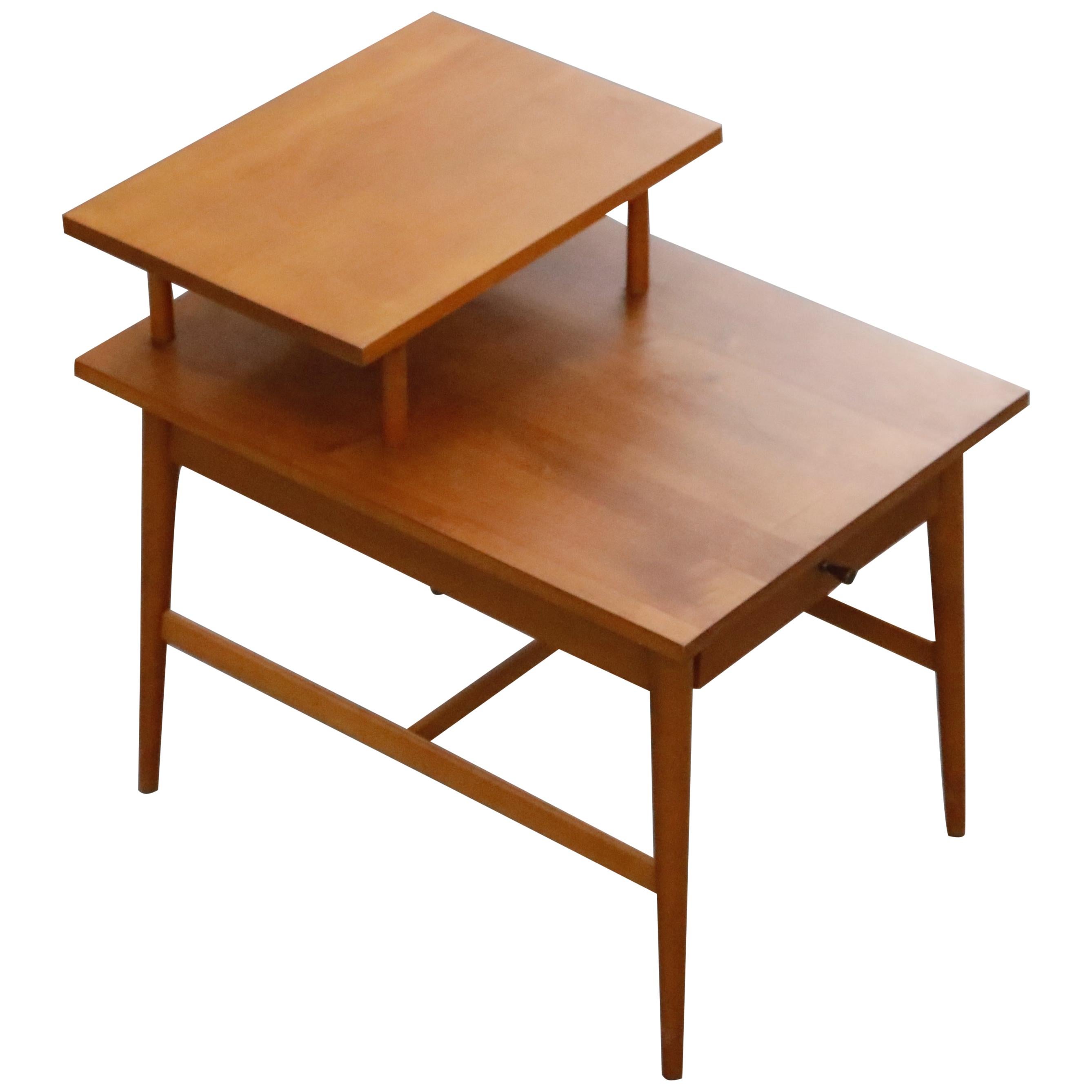 Paul McCobb Planner Group Side Table or Nightstand for Winchedon, circa 1950