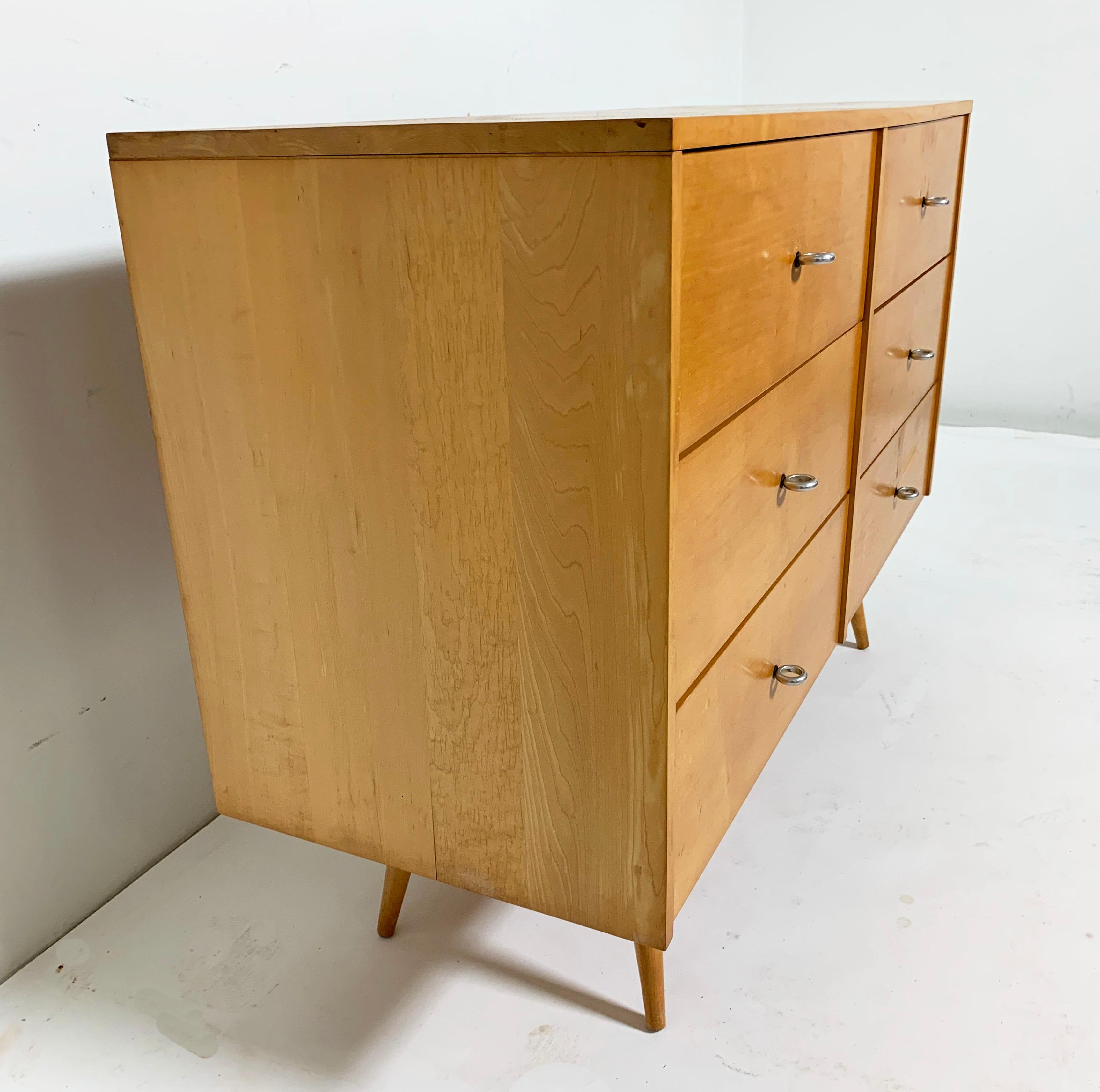 Paul McCobb Planner Group Six Drawer Dresser, circa 1950s In Good Condition In Peabody, MA