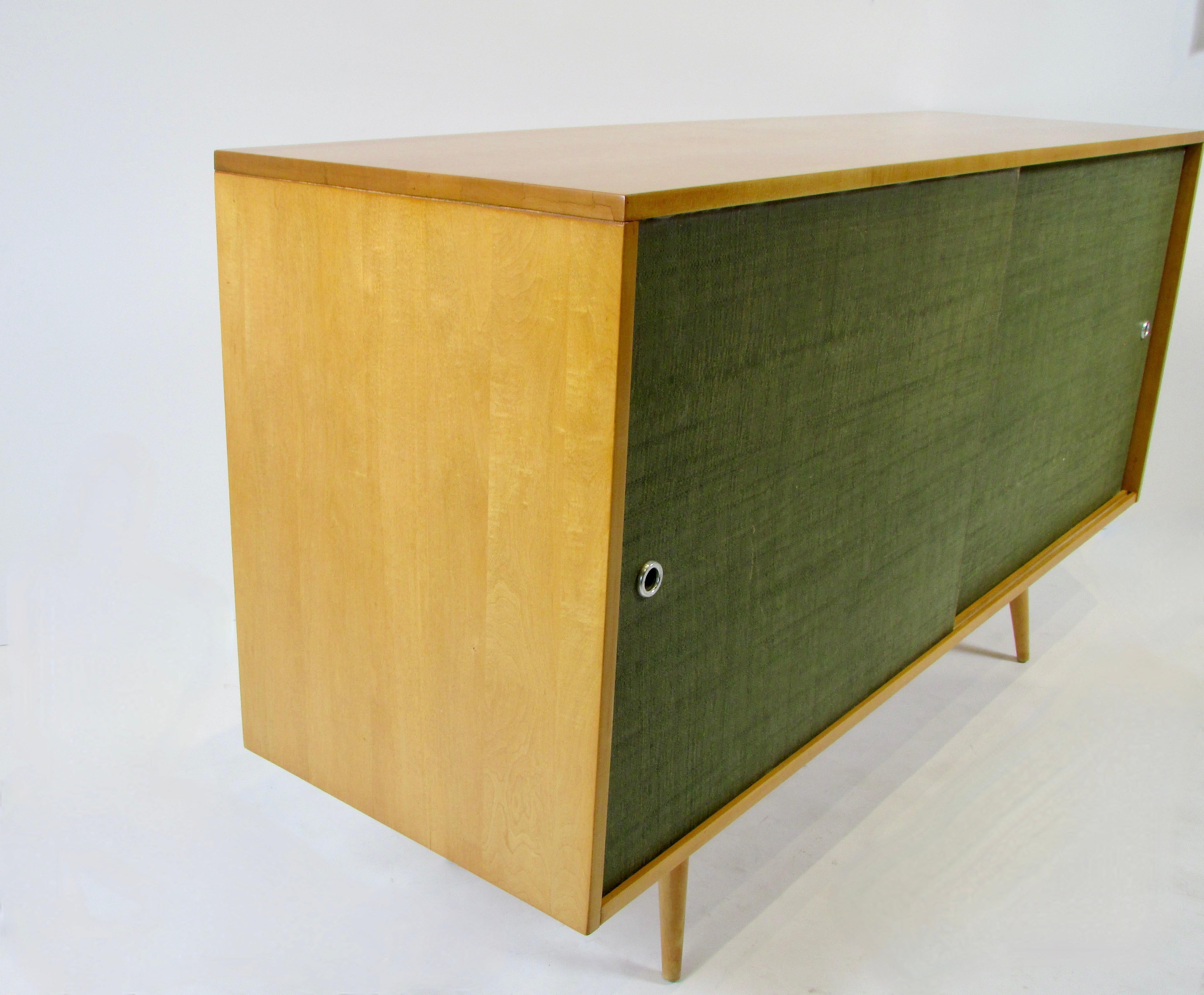 Paul McCobb Planner Group Sliding Door Credenza with Early Branded Signature For Sale 7