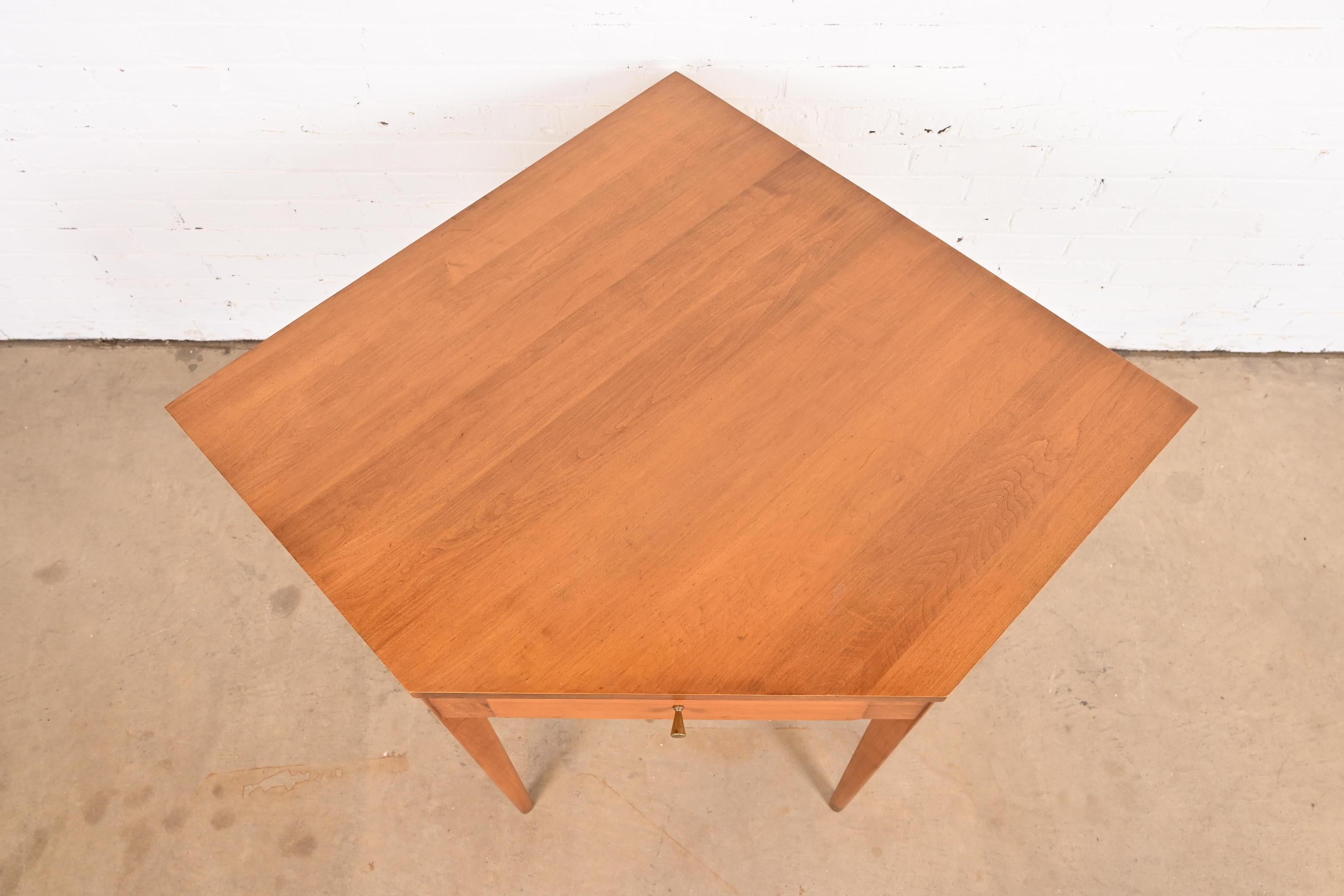Paul McCobb Planner Group Solid Birch Corner Desk, 1950s For Sale 2