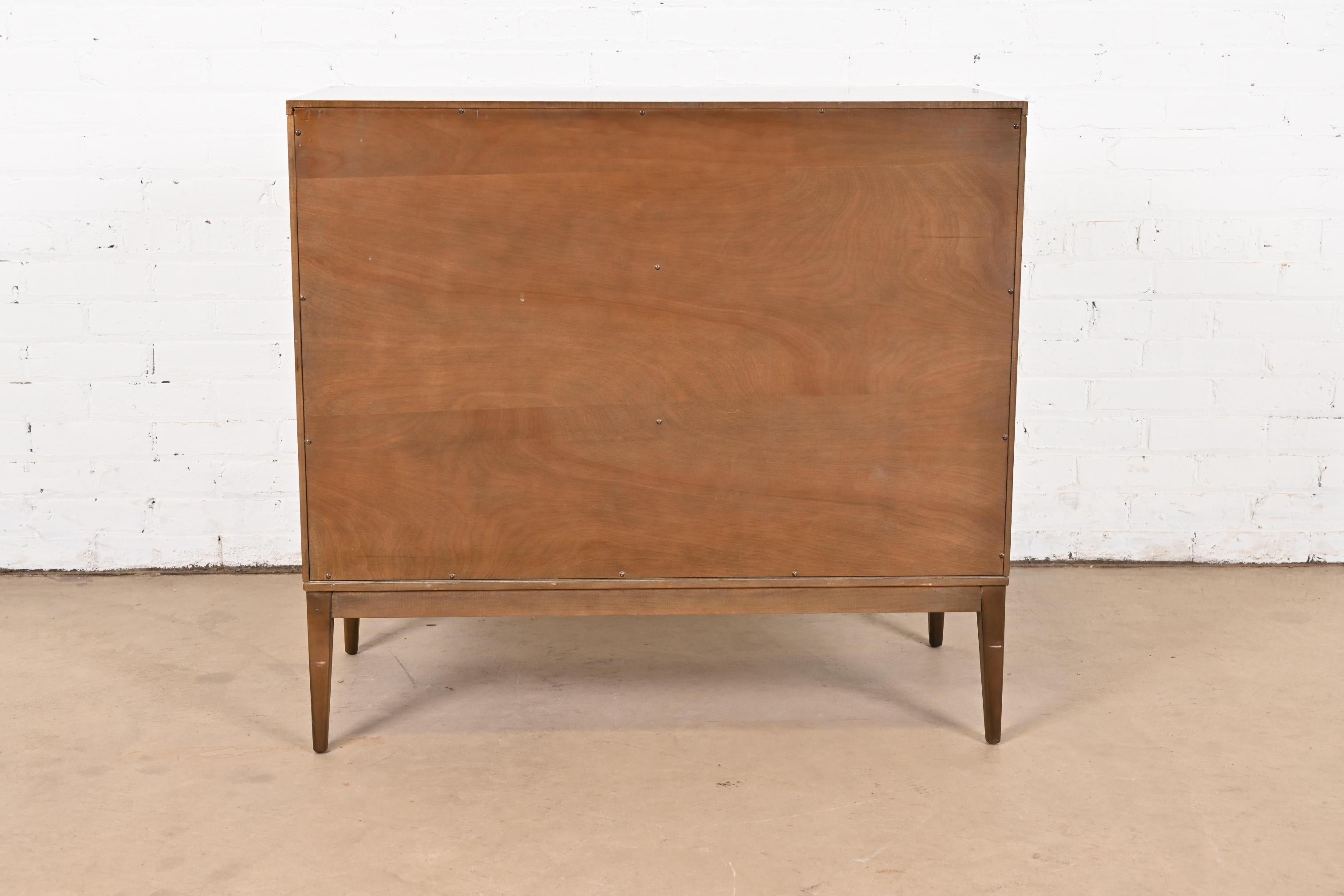 Paul McCobb Planner Group Solid Birch Dresser or Chest of Drawers, 1950s For Sale 5