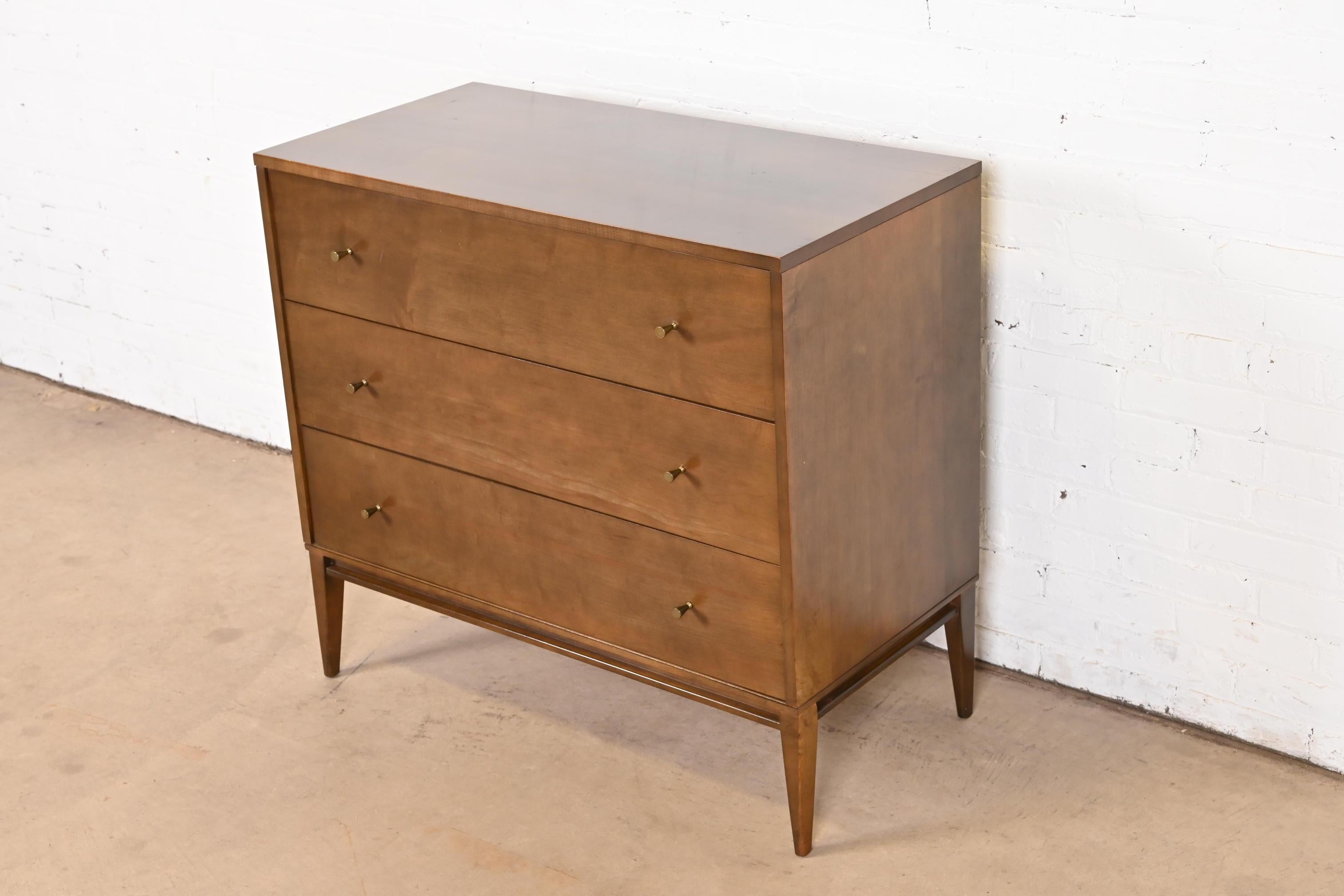 A sleek and stylish Mid-Century Modern three-drawer dresser or chest of drawers

By Paul McCobb for Winchendon Furniture, 