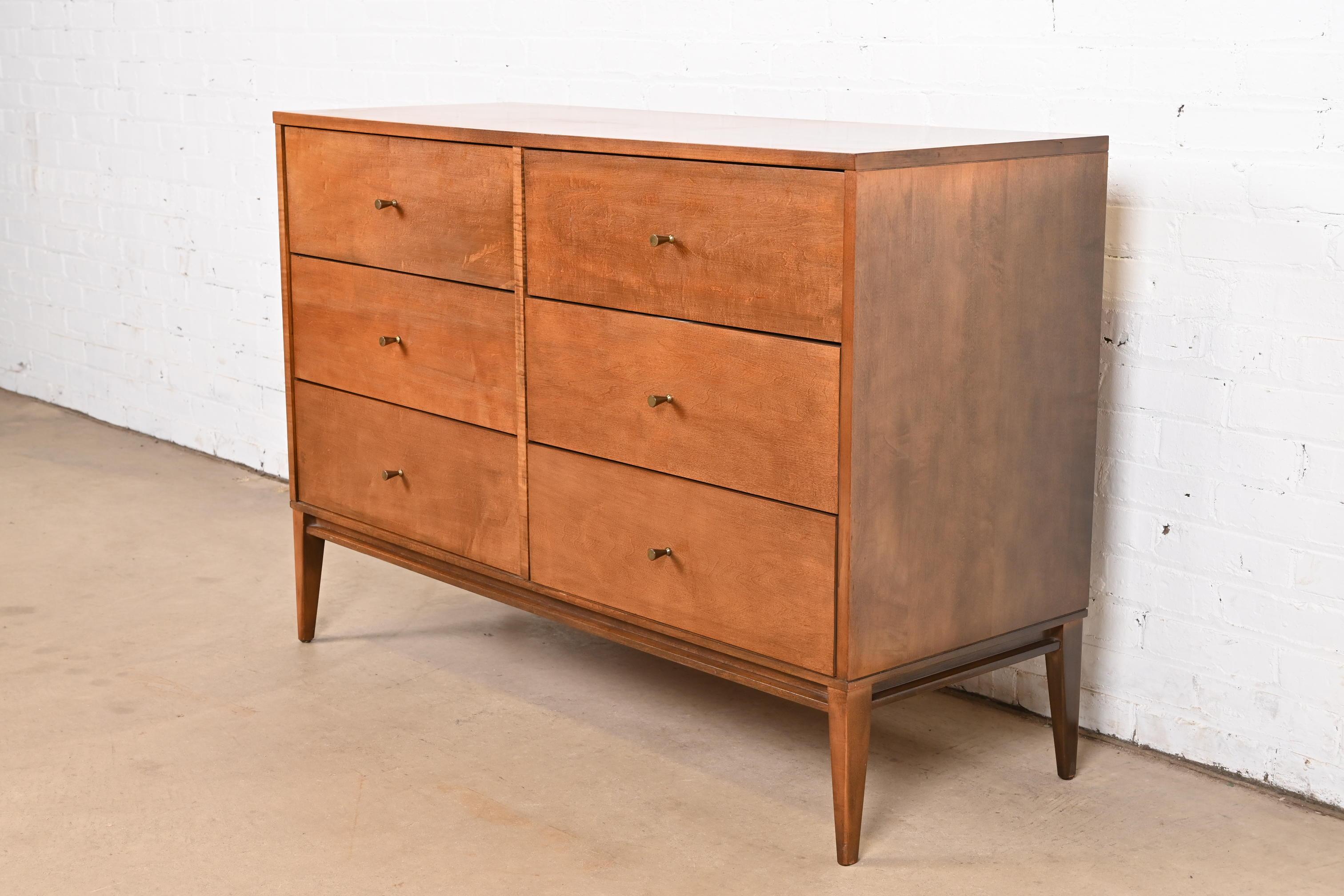 Mid-Century Modern Paul McCobb Planner Group Solid Birch Dresser or Chest of Drawers, 1950s For Sale