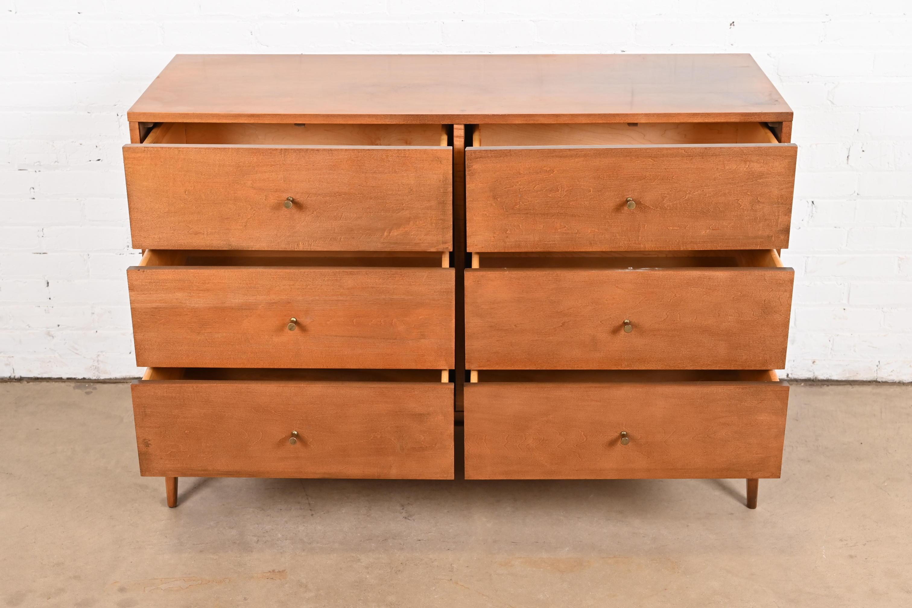 Mid-20th Century Paul McCobb Planner Group Solid Birch Dresser or Chest of Drawers, 1950s For Sale