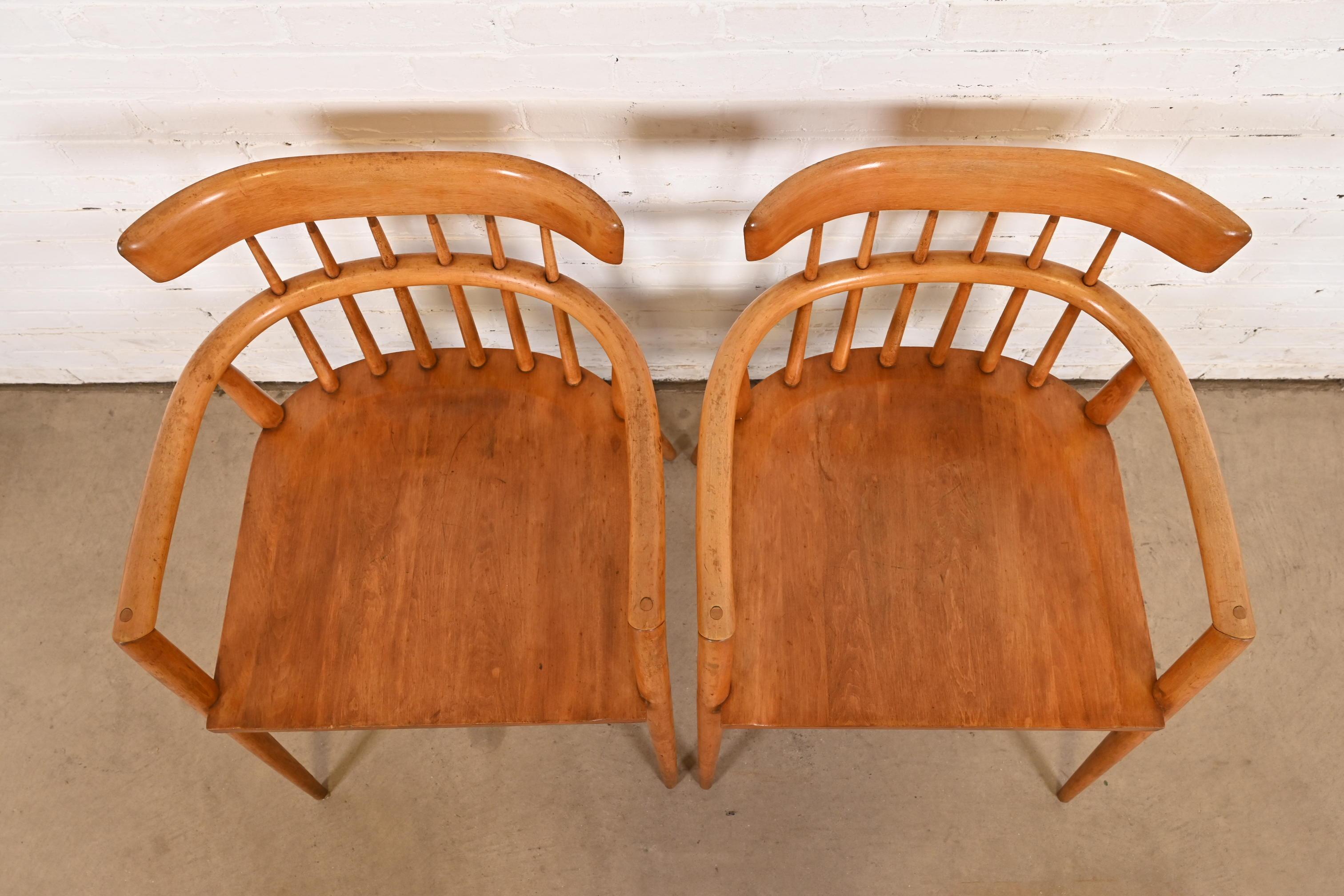 Mid-20th Century Paul McCobb Planner Group Solid Maple Spindle Back Armchairs, Pair For Sale