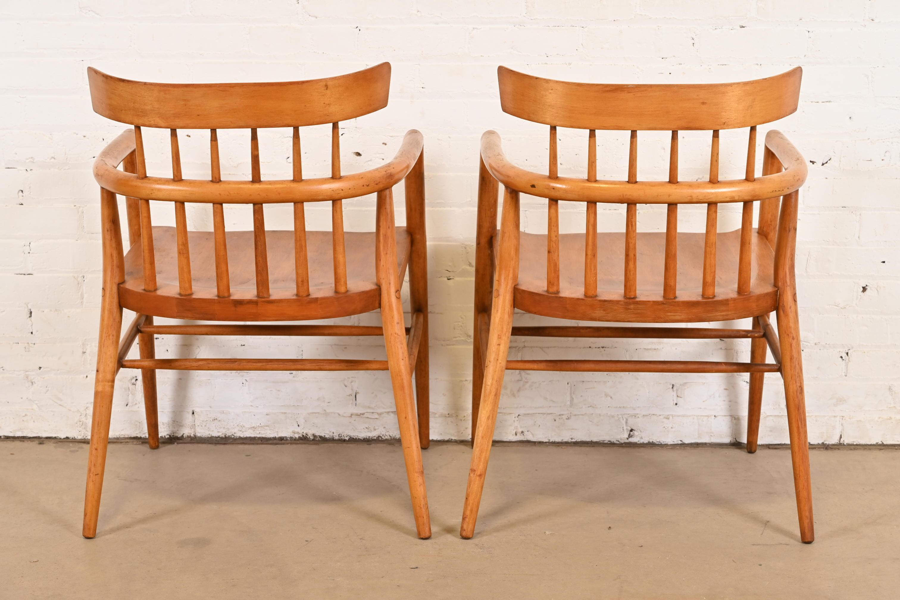 Paul McCobb Planner Group Solid Maple Spindle Back Armchairs, Pair For Sale 1