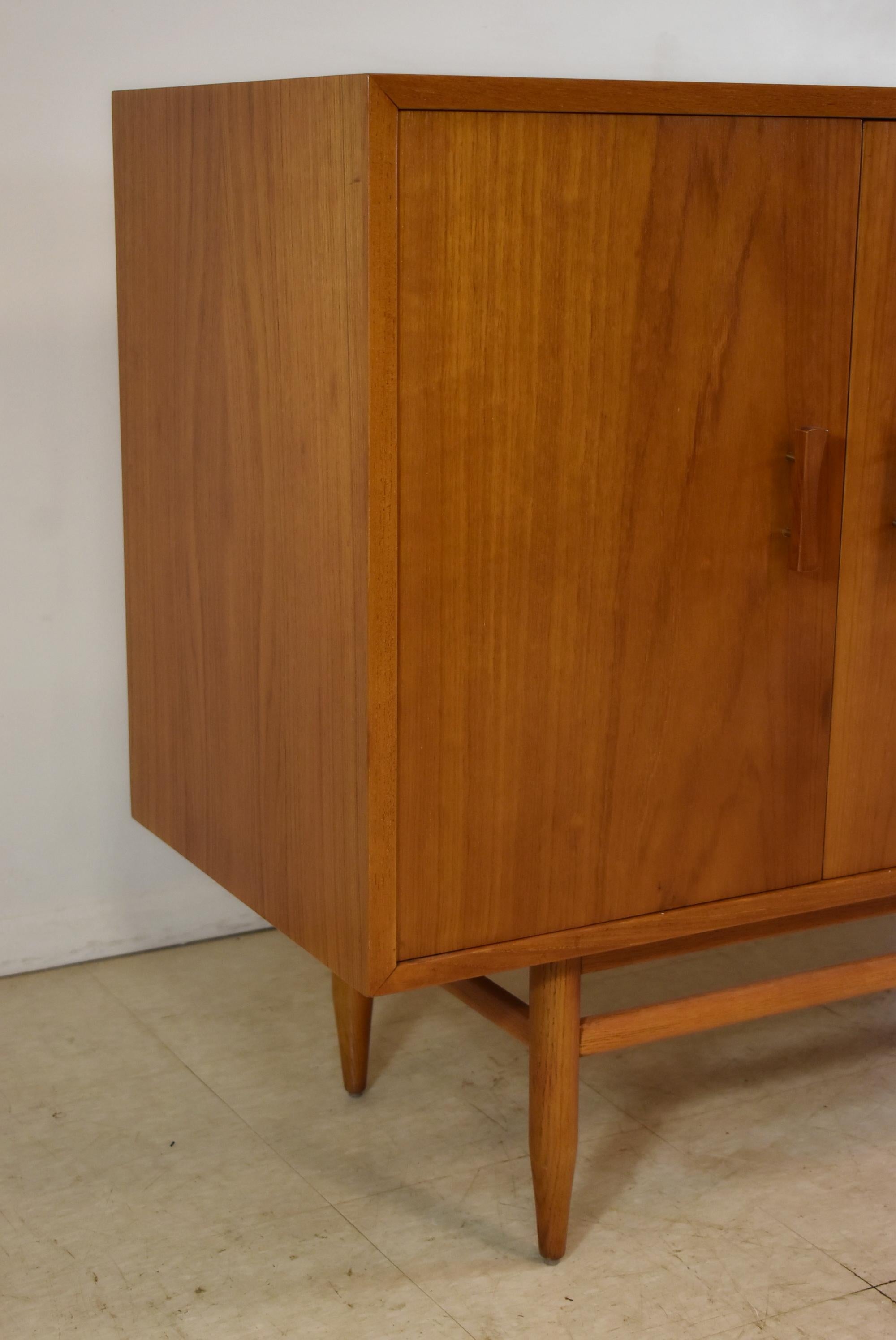 Mid-Century Modern Paul McCobb Planner Group Style Teak Credenza with Bow Tie Handles