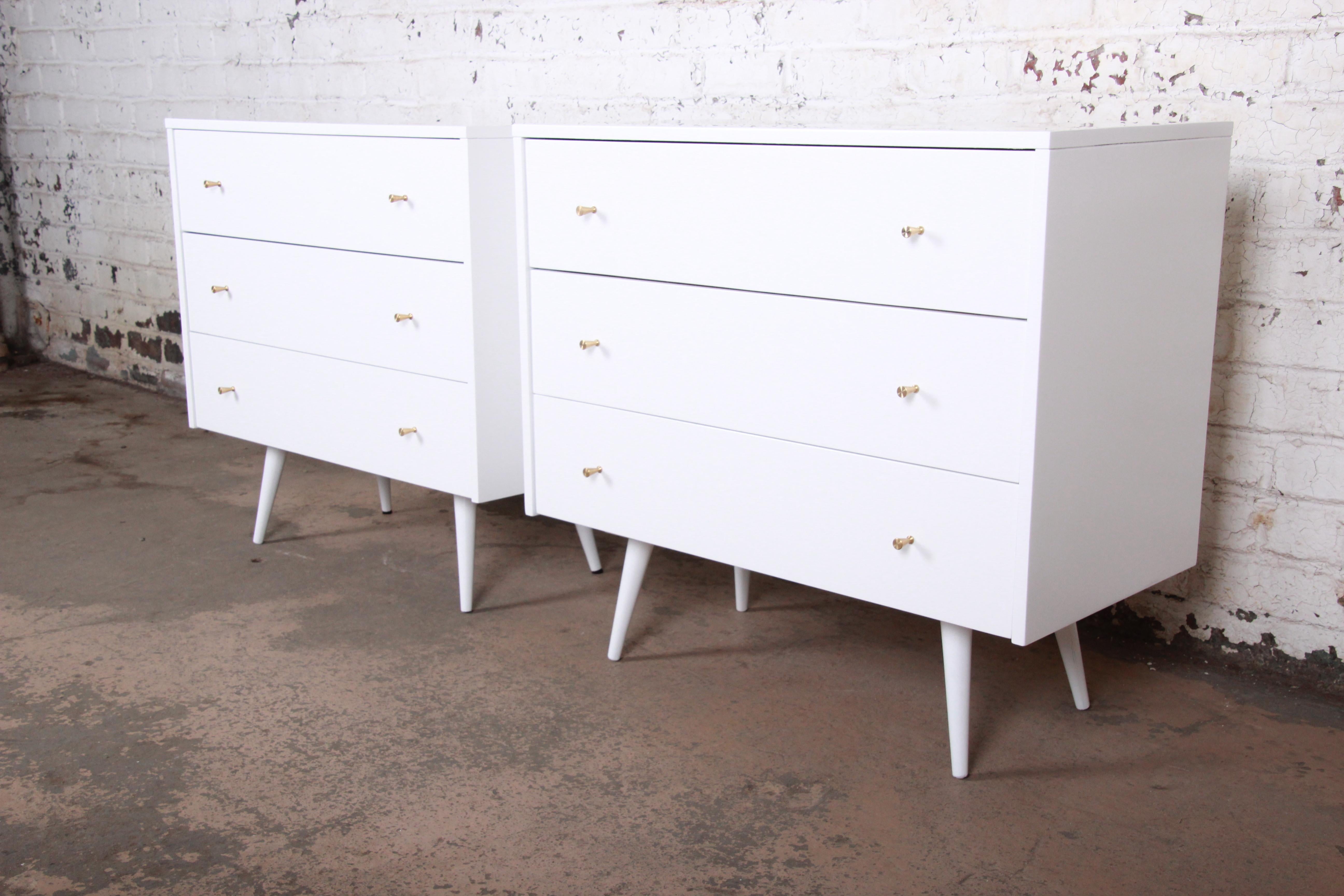 Paul McCobb Planner Group White Lacquered Chest or Large Nightstand, Restored 3