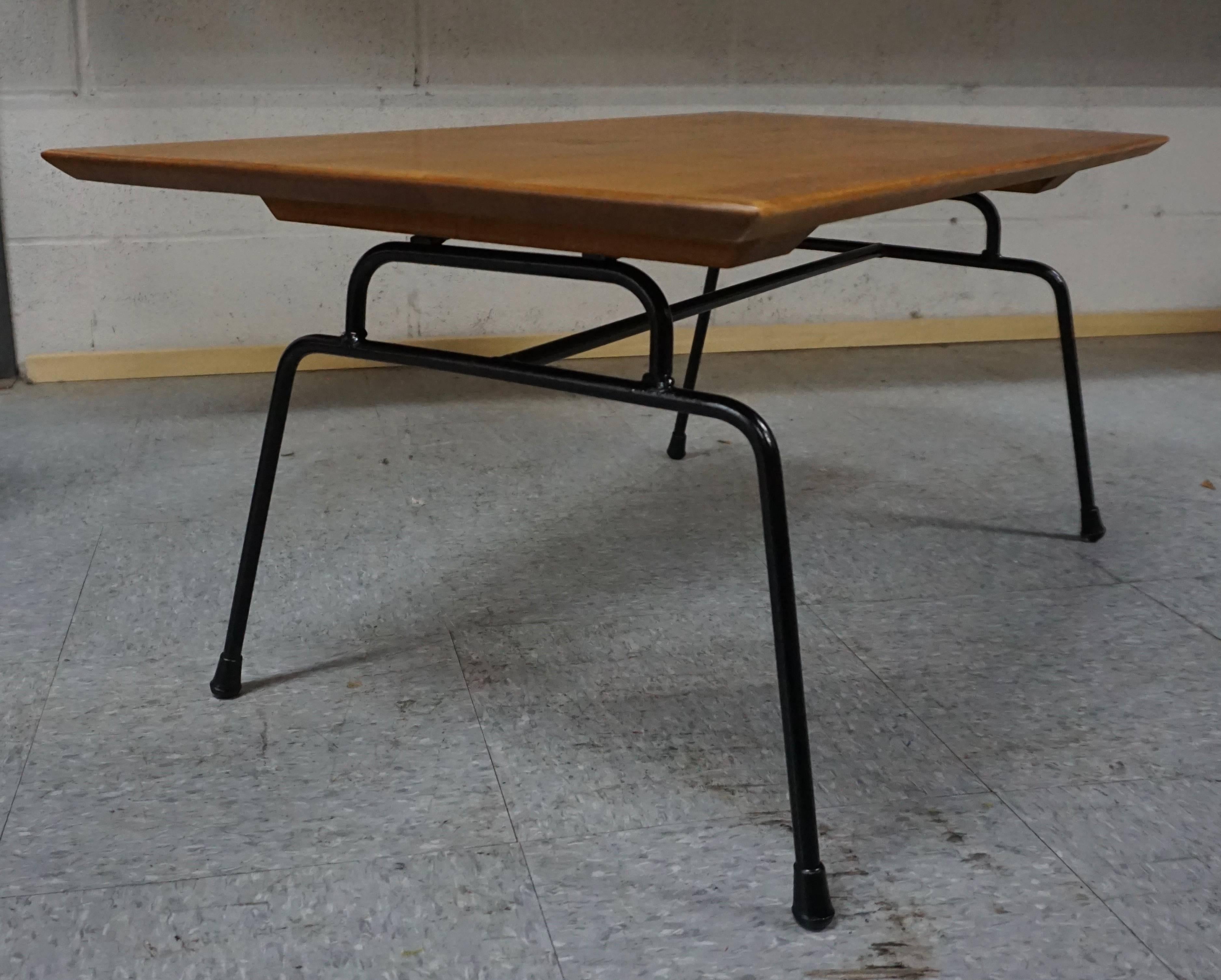 Mid-Century Modern Paul McCobb Planner Group Wrought Iron and Wood Coffee Table For Sale