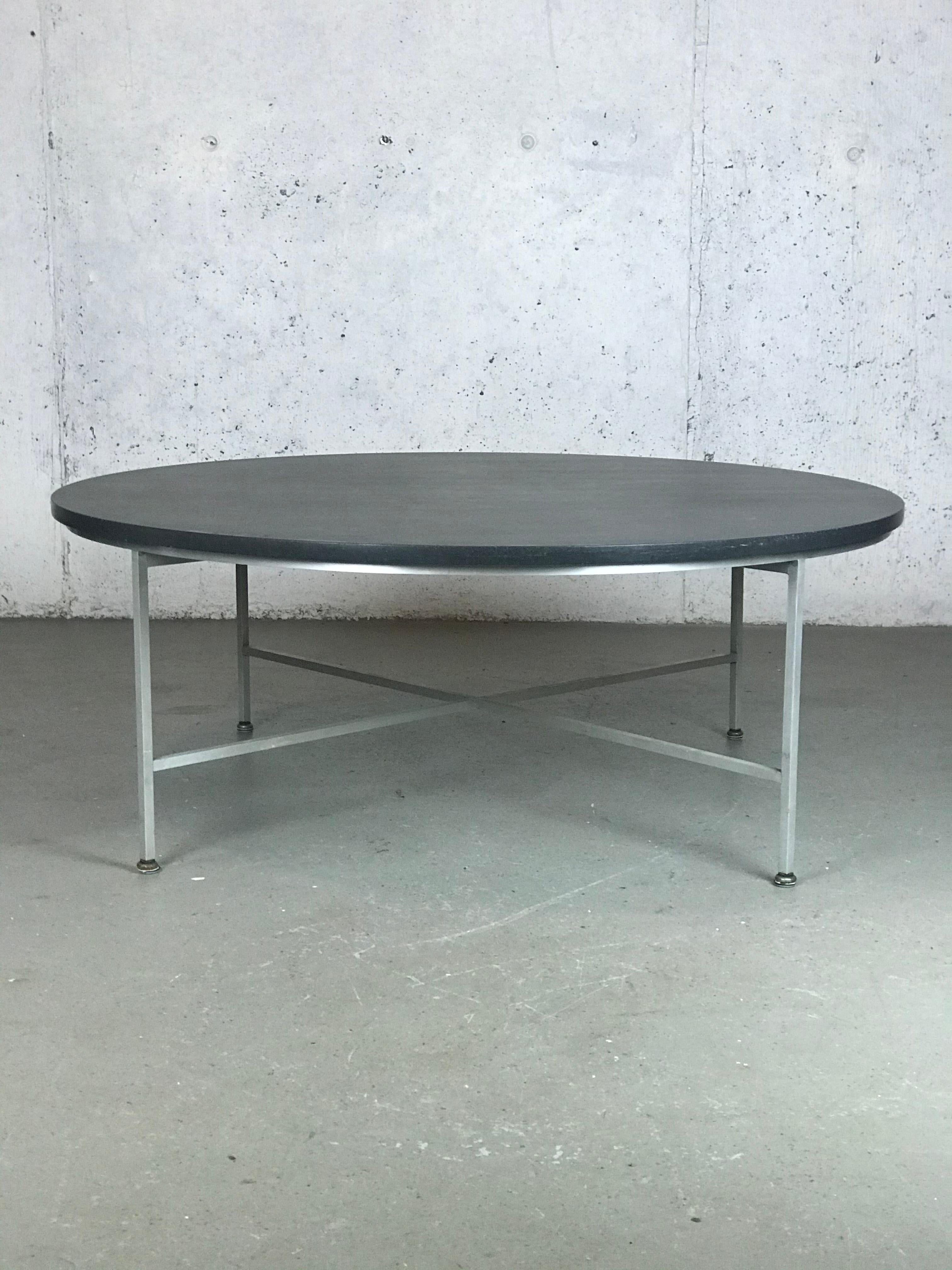 Coffee Table by Paul McCobb for Directional In Good Condition In Framingham, MA