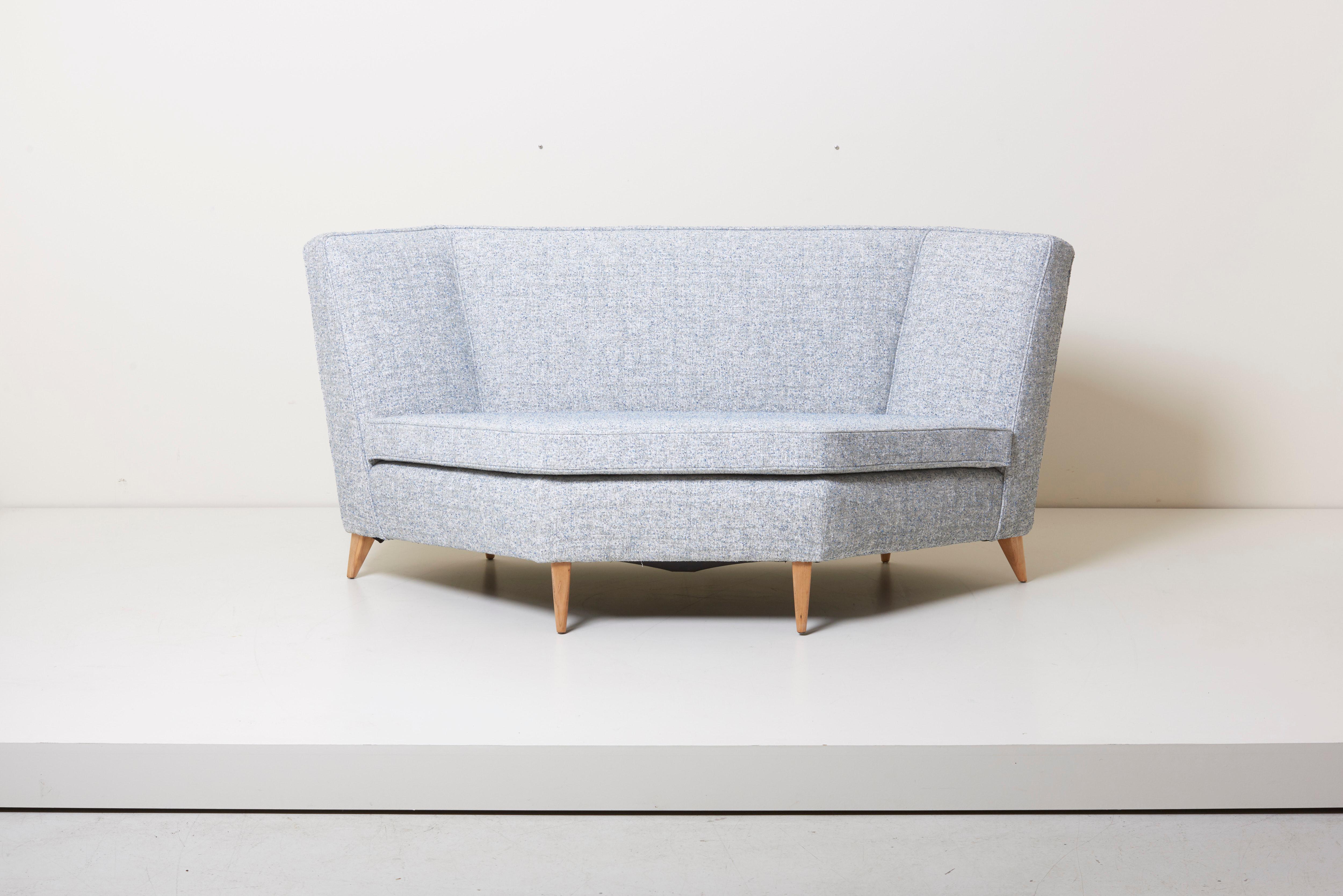 Paul McCobb Sectional Corner Sofa Custom Craft/ Planner Group Newly Upholstered For Sale 6