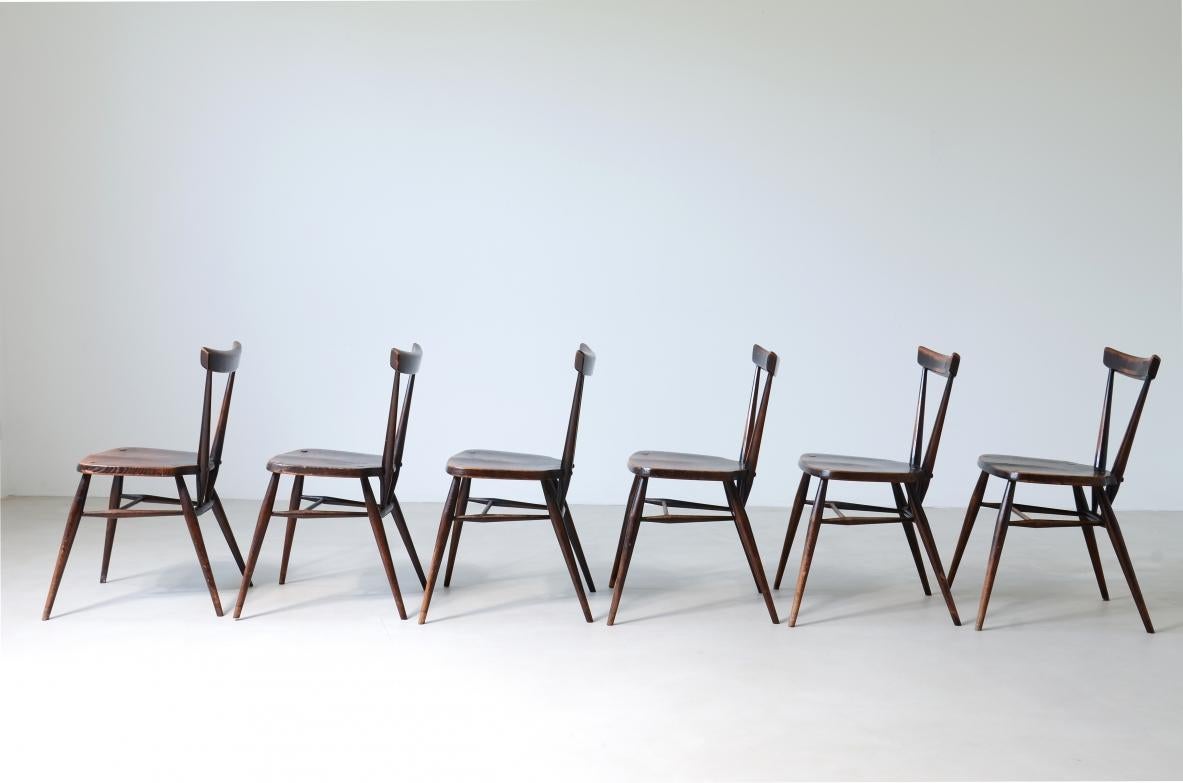 COD-2432
Paul McCobb

Set of 6 refined oak chairs.

Uk manufacture, 1950's.