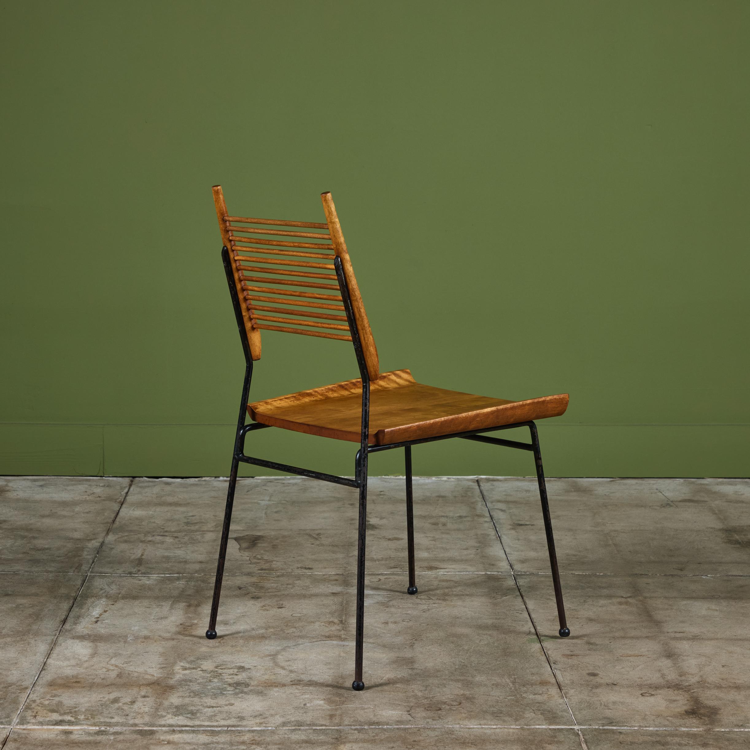 Paul McCobb Shovel Chair for Winchendon Furniture In Good Condition For Sale In Los Angeles, CA