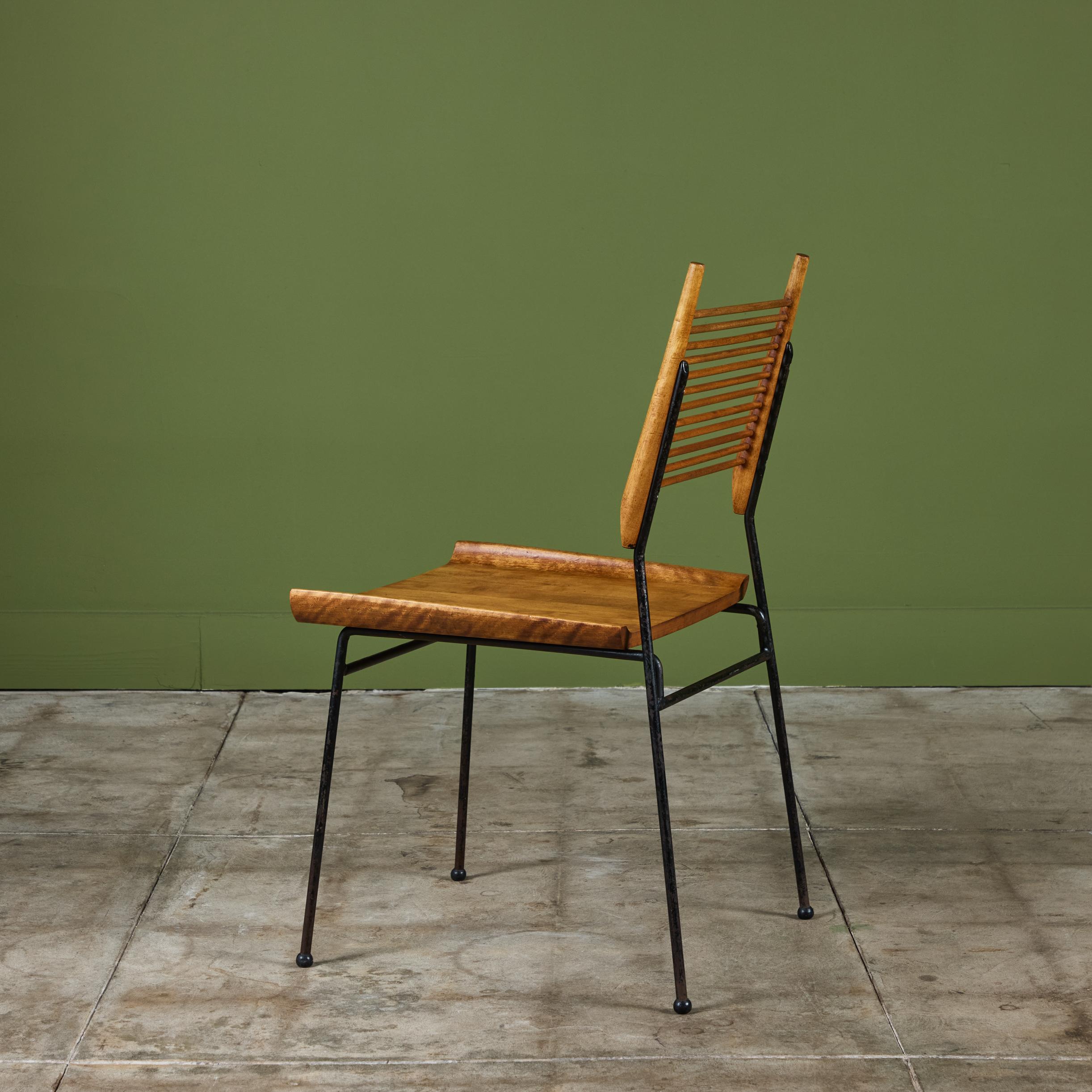 Paul McCobb Shovel Chair for Winchendon Furniture For Sale 1