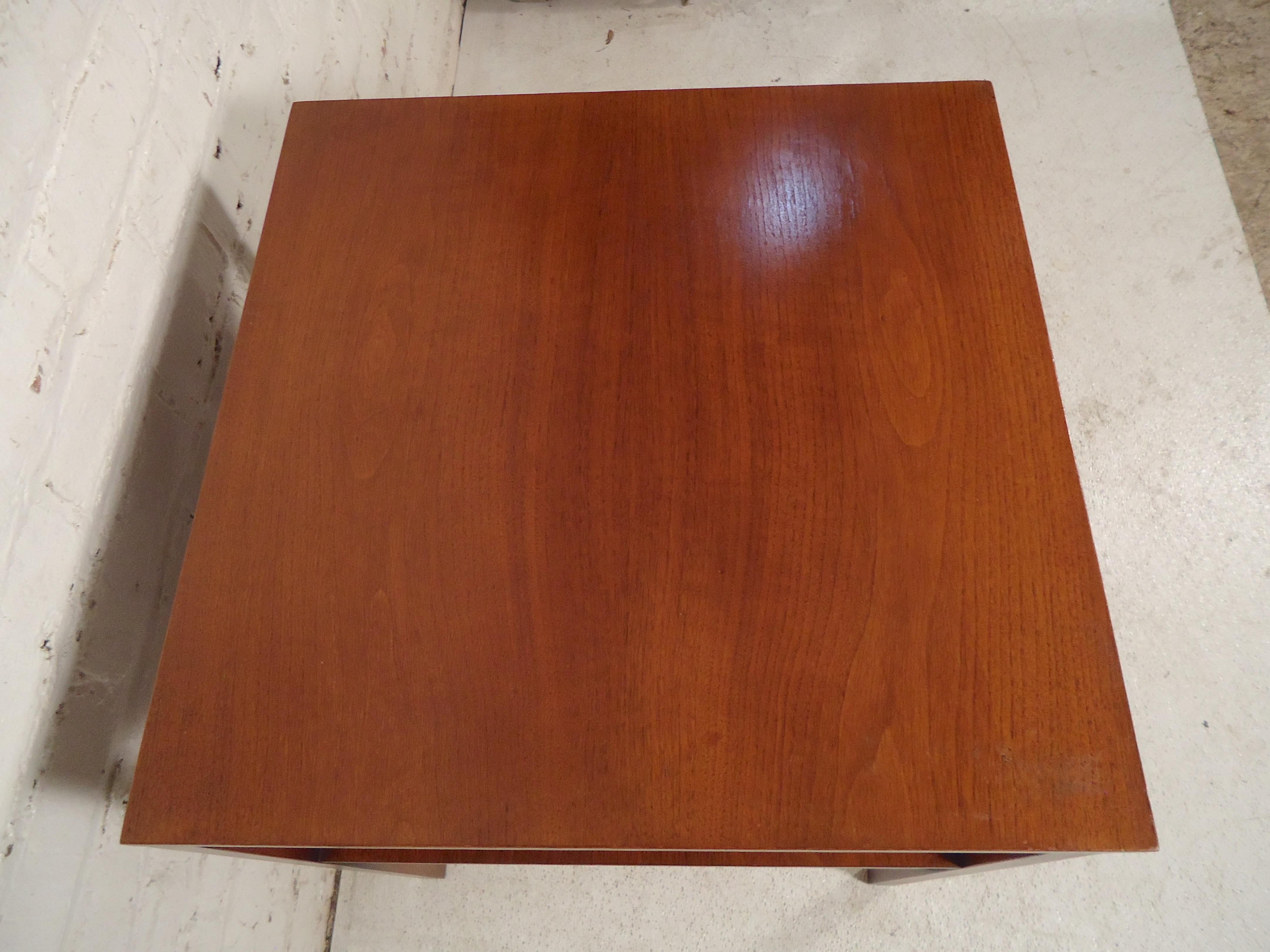 Paul McCobb Side Table In Good Condition In Brooklyn, NY