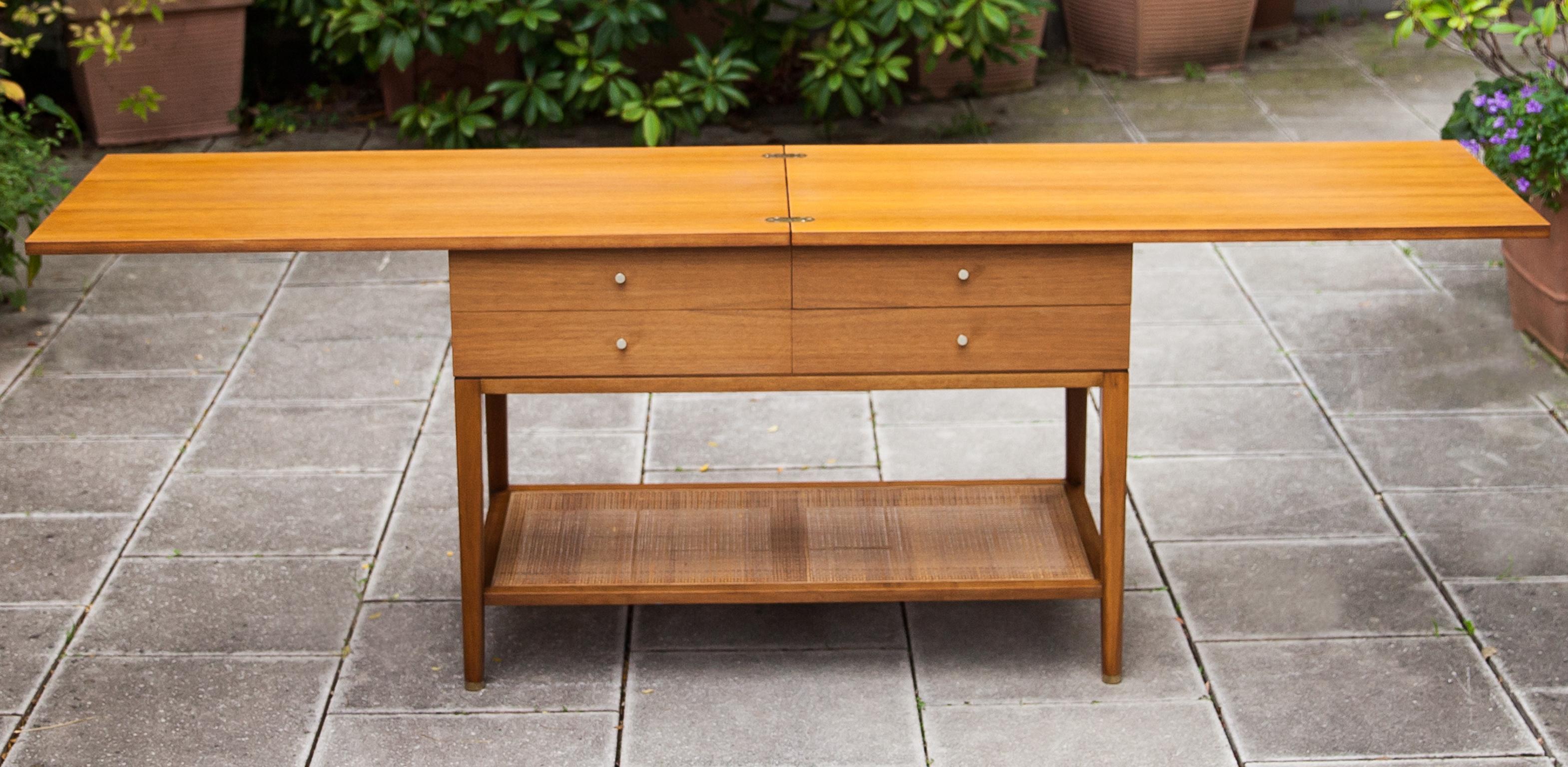 American Paul McCobb Sideboard Dresser Console 1960s For Sale