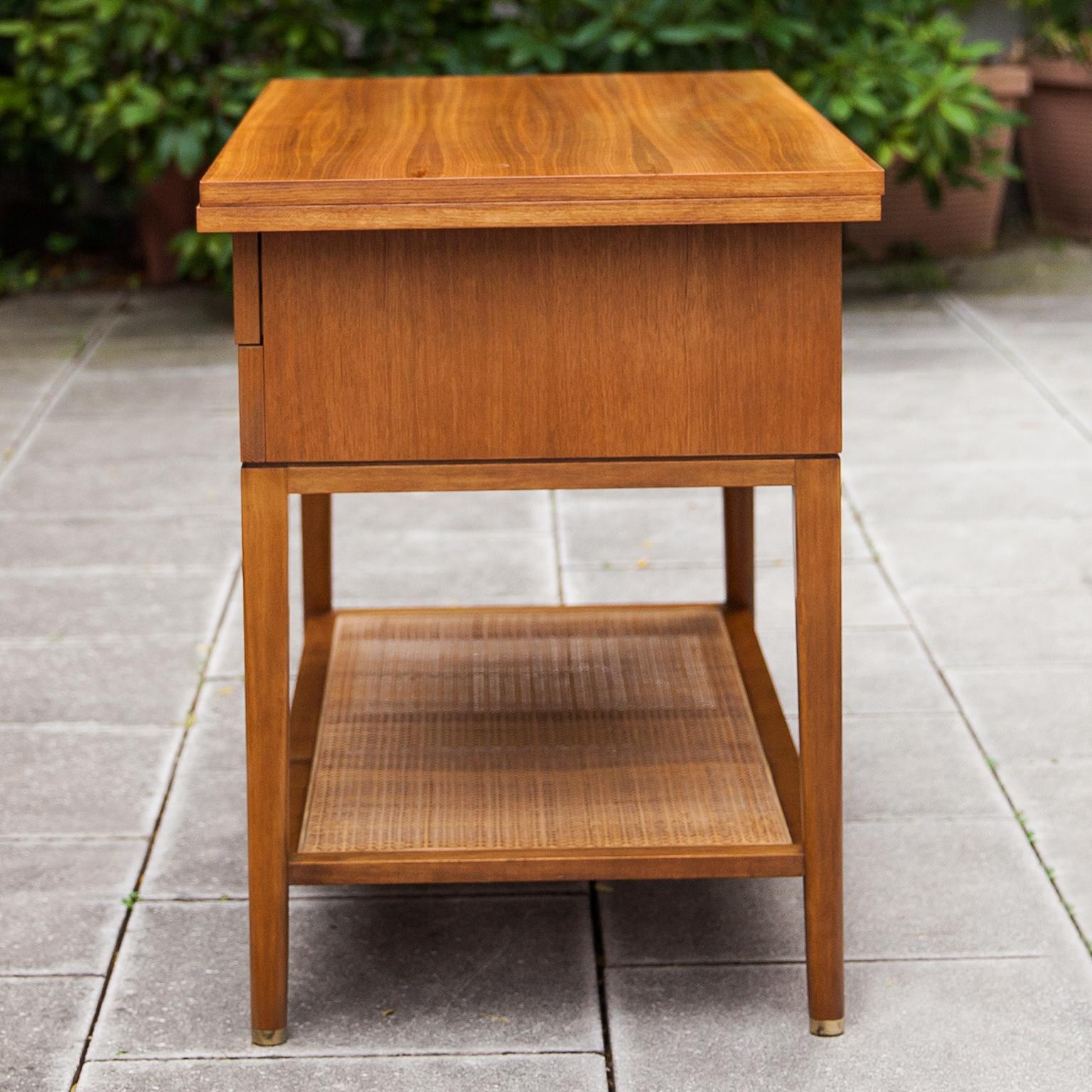 Mid-20th Century Paul McCobb Sideboard Dresser Console 1960s For Sale
