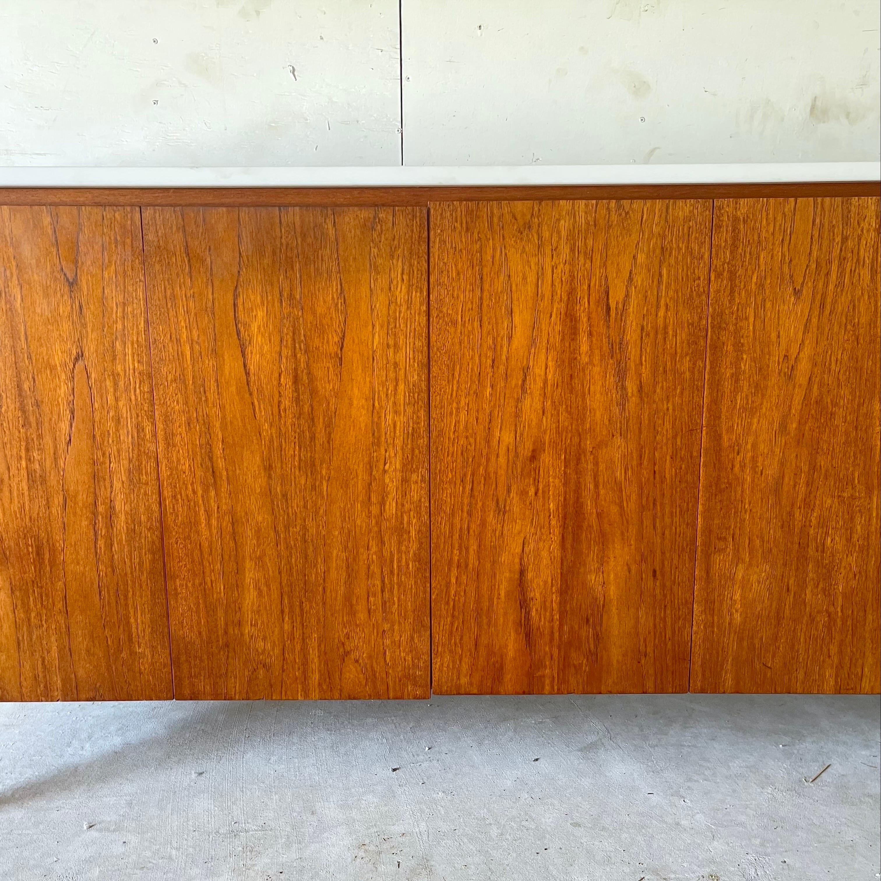 Paul McCobb Sideboard for Calvin Group For Sale 3