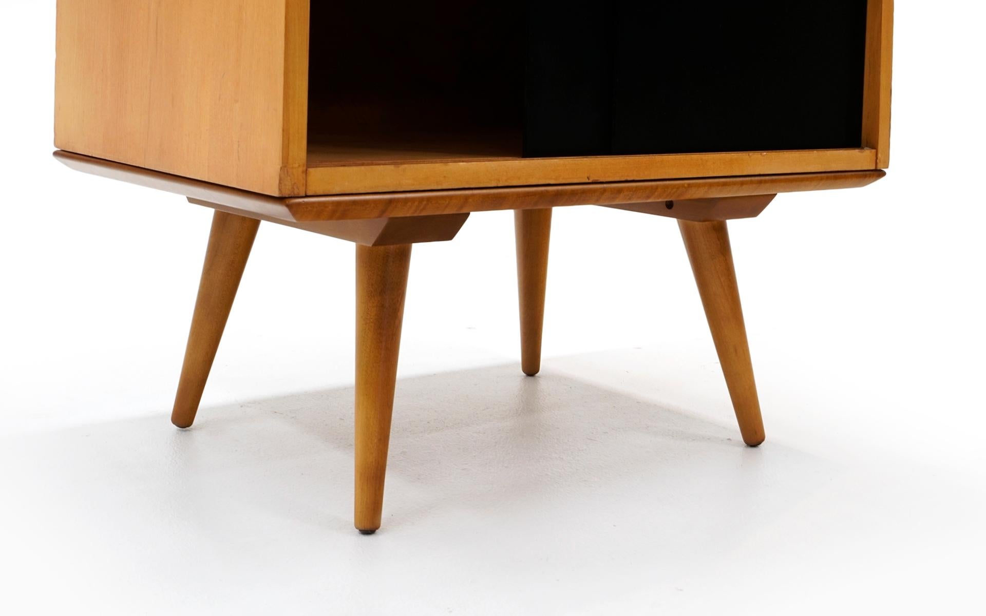 Mid-Century Modern Paul McCobb Small Cabinet on Table Base with Sliding Doors, One-Shelf, Restored
