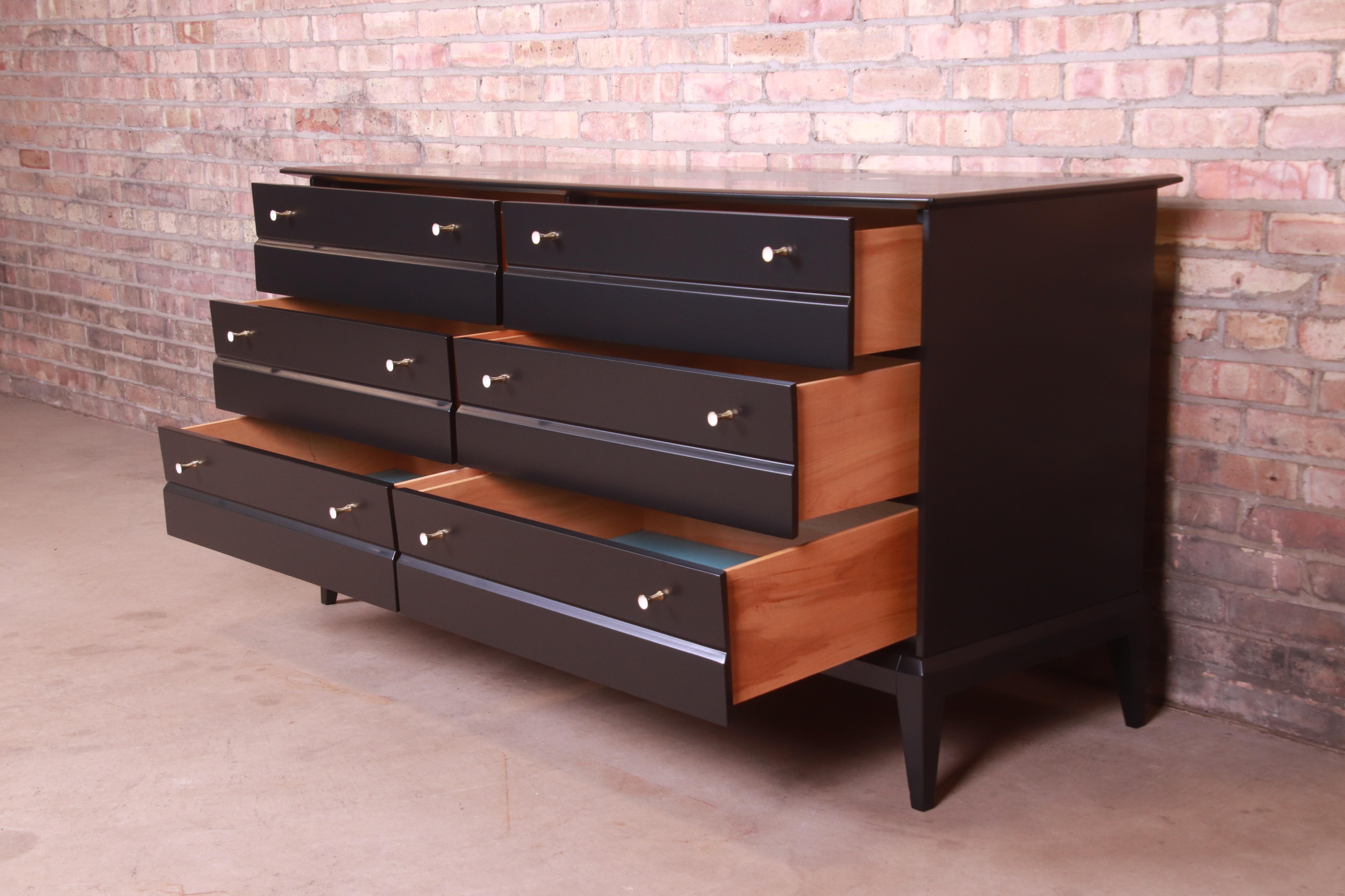 Paul McCobb Style Black Lacquered Dresser by Heywood Wakefield, Newly Refinished 3