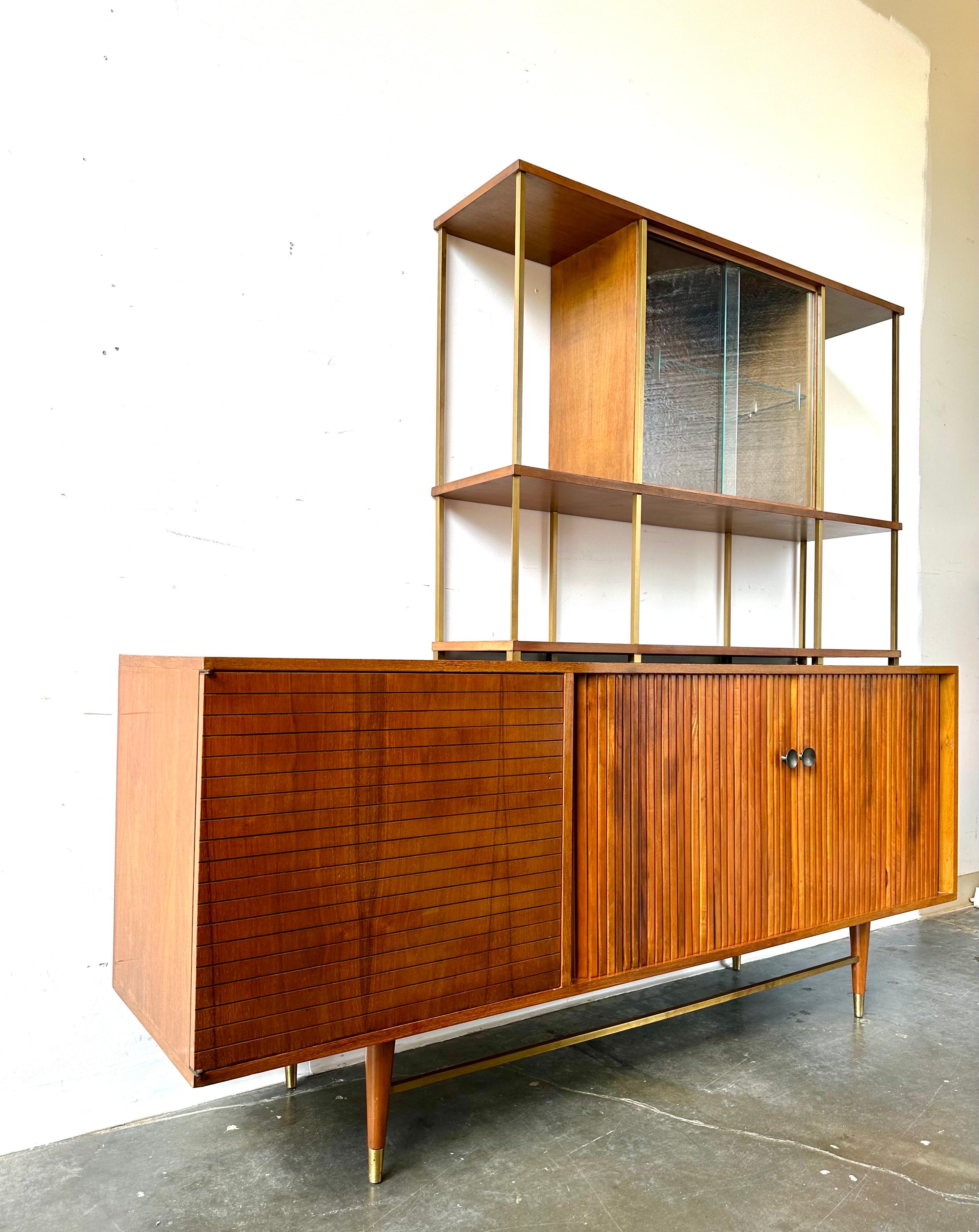 Paul McCobb Style Credenza with Hutch  3