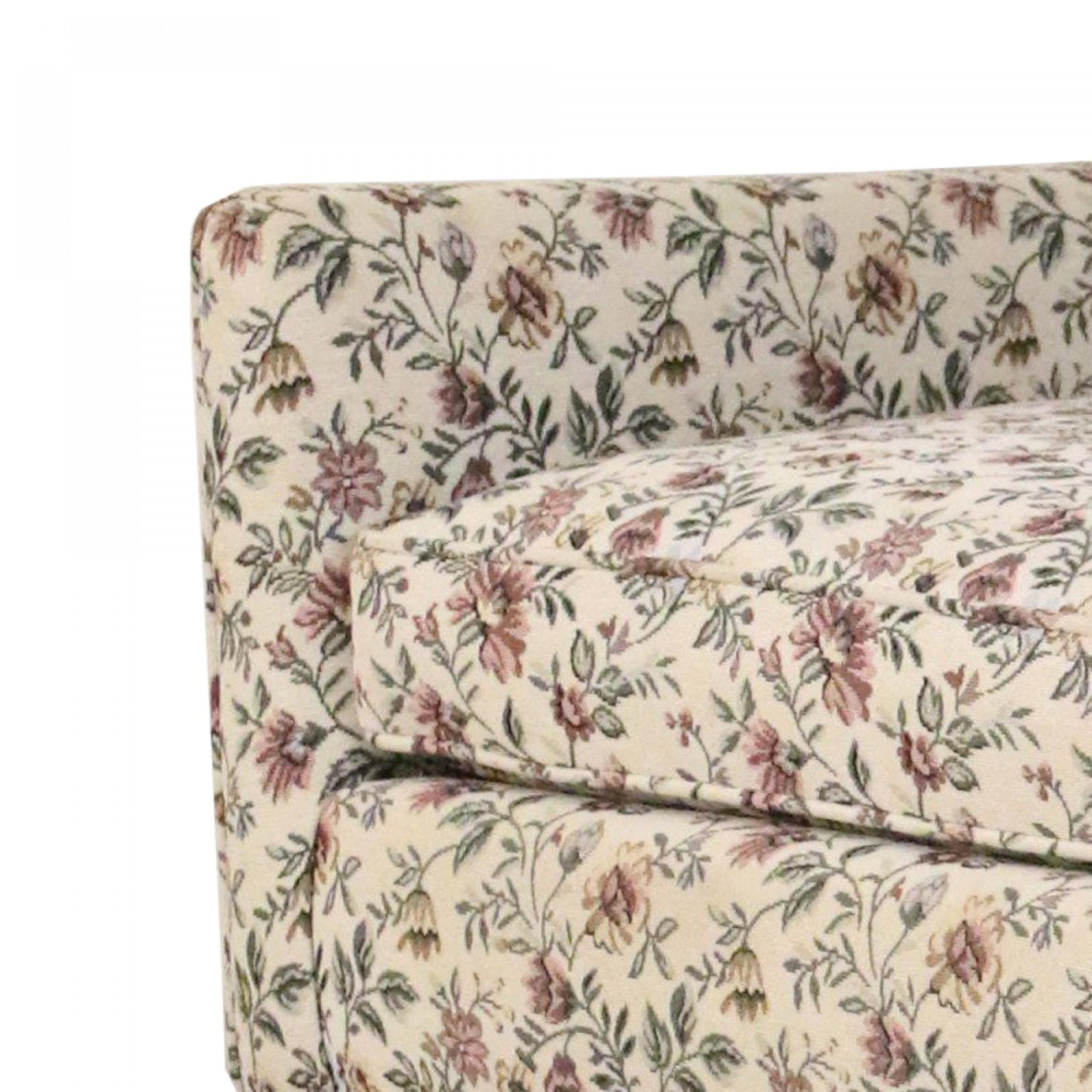 Paul McCobb Style Mid-Century Modern Beige Floral Upholstered Lounge/Armchair In Good Condition For Sale In Queens, NY