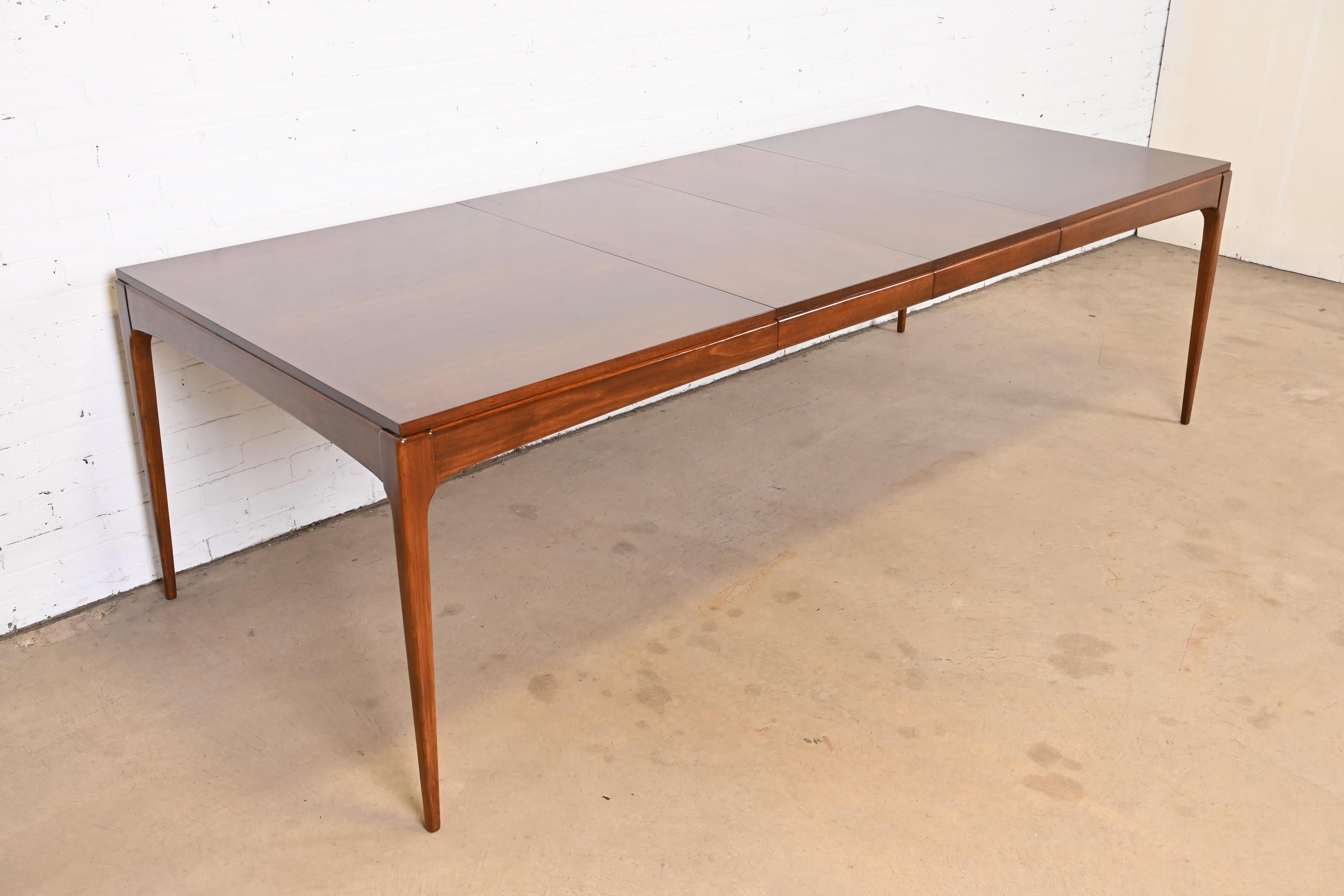 Paul McCobb Style Mid-Century Modern Walnut Dining Table by Lane, Refinished In Good Condition In South Bend, IN