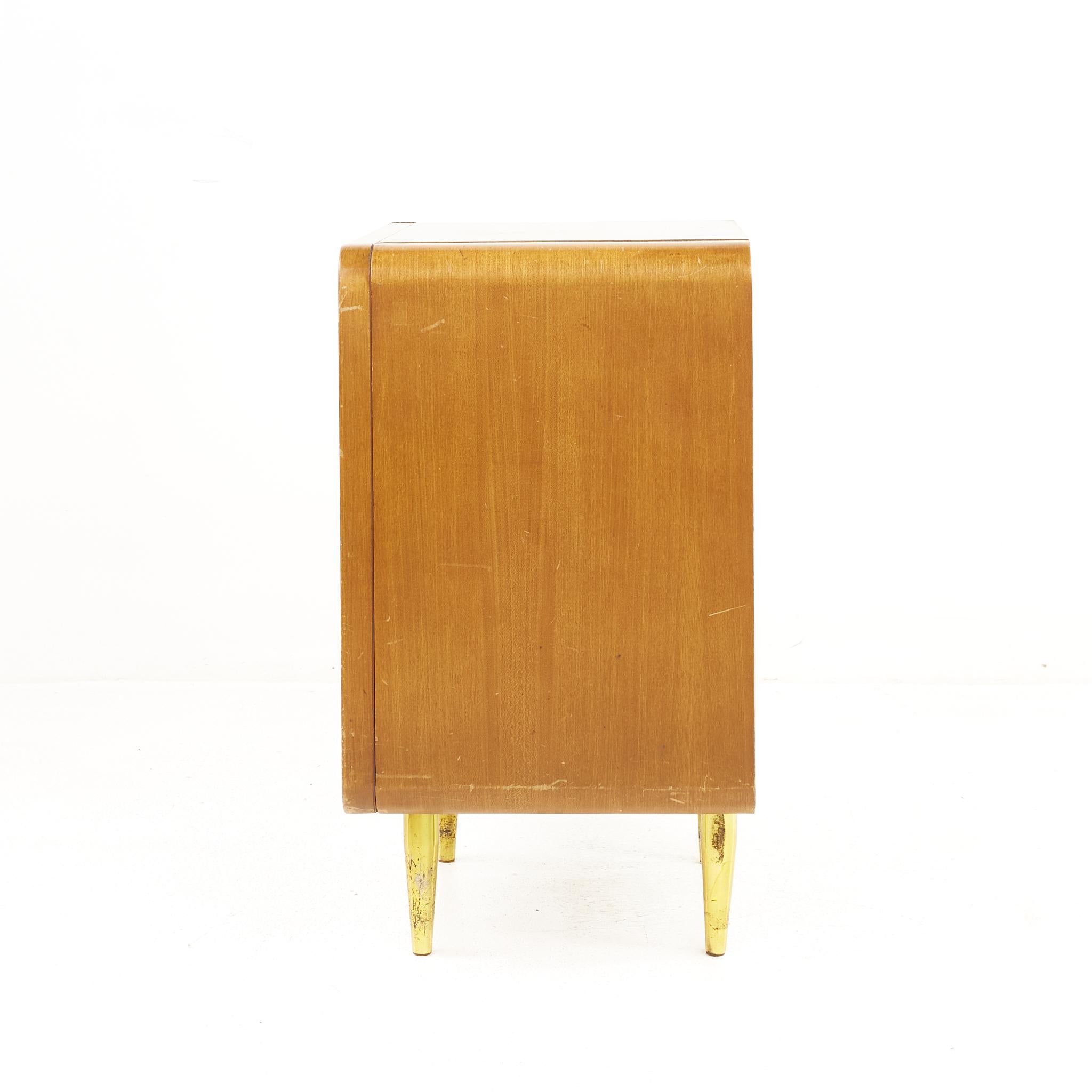 Cavalier Mid-Century Walnut and Brass 2 Drawer Nightstand In Good Condition In Countryside, IL