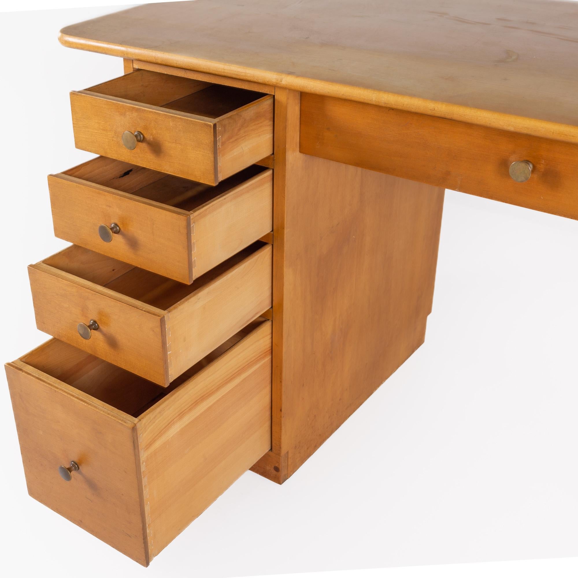 Schreibtisch aus Whitney-Birkenholz im Paul McCobb-Stil aus der Mitte des Jahrhunderts im Angebot 3