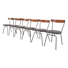 Chaises de salle à manger de style Paul McCobb en noyer et fer par Clifford Pascoe, restaurées