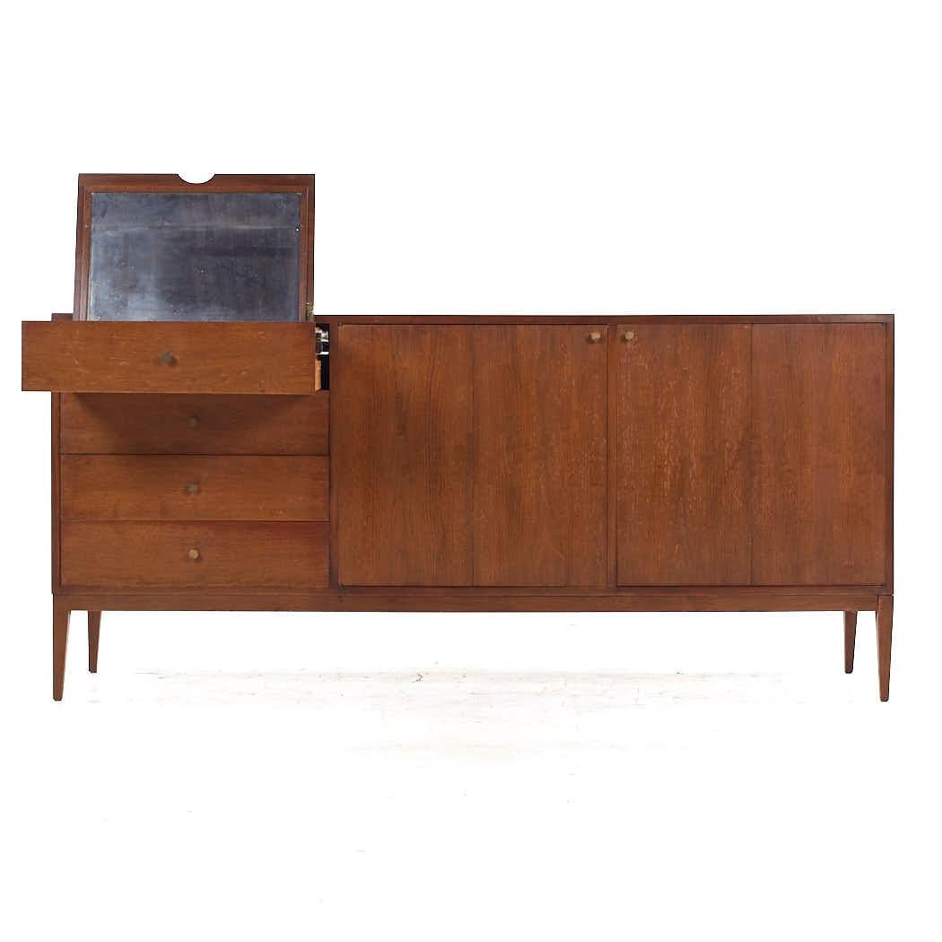 Paul McCobb Style West Michigan Mid Century Walnut and Brass Lowboy Dresser For Sale 3