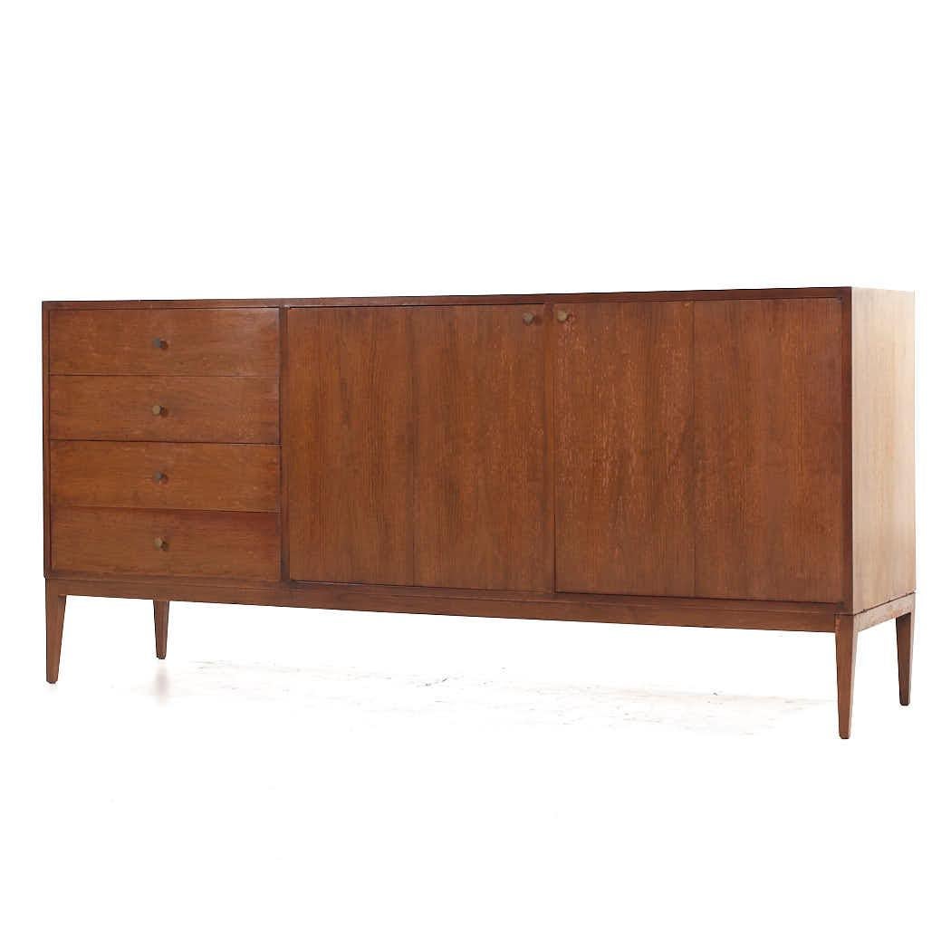 Mid-Century Modern Paul McCobb Style West Michigan Mid Century Walnut and Brass Lowboy Dresser For Sale