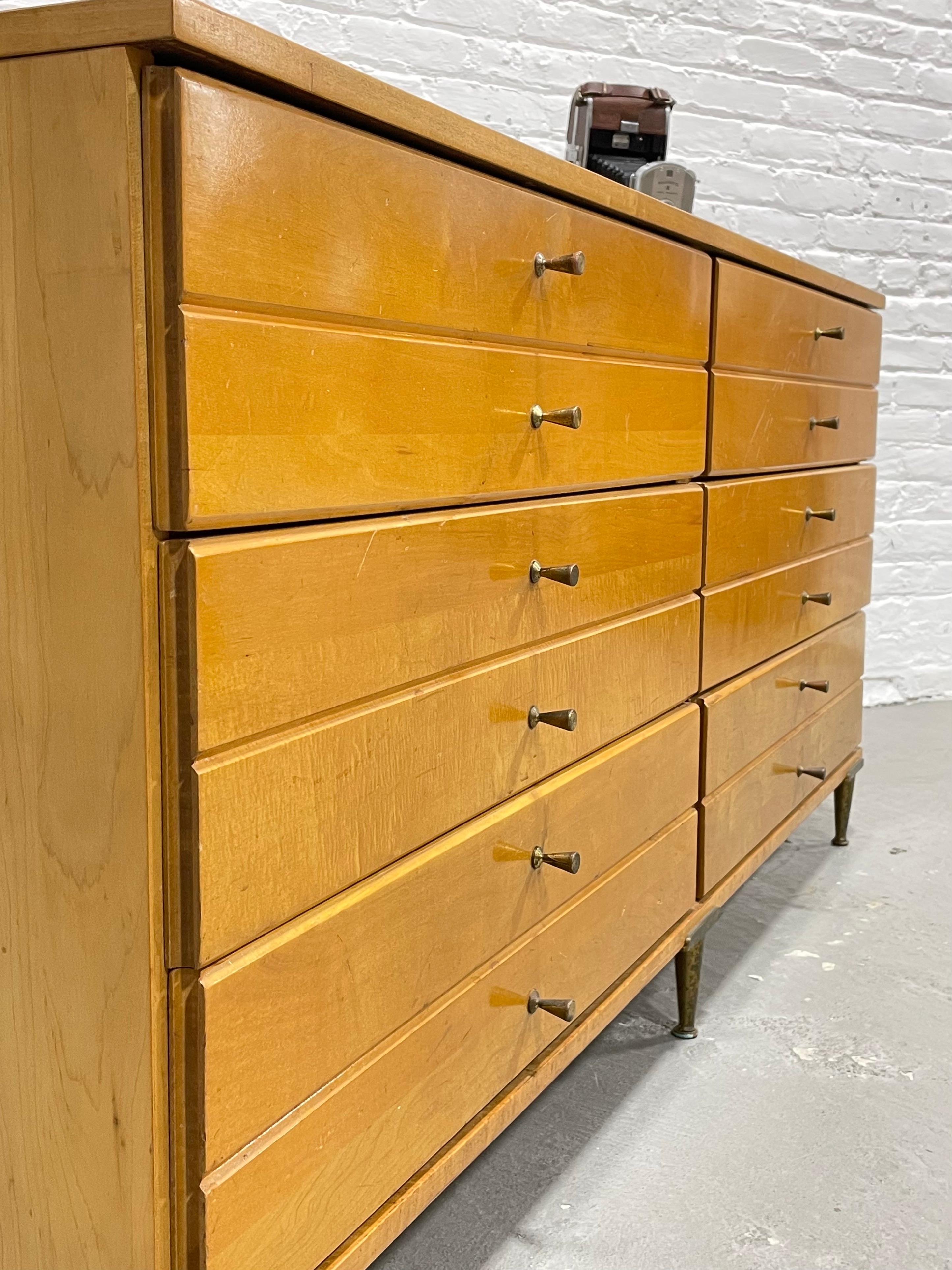 Paul McCobb Styled Mid-Century Modern Double Dresser / Credenza For Sale 5