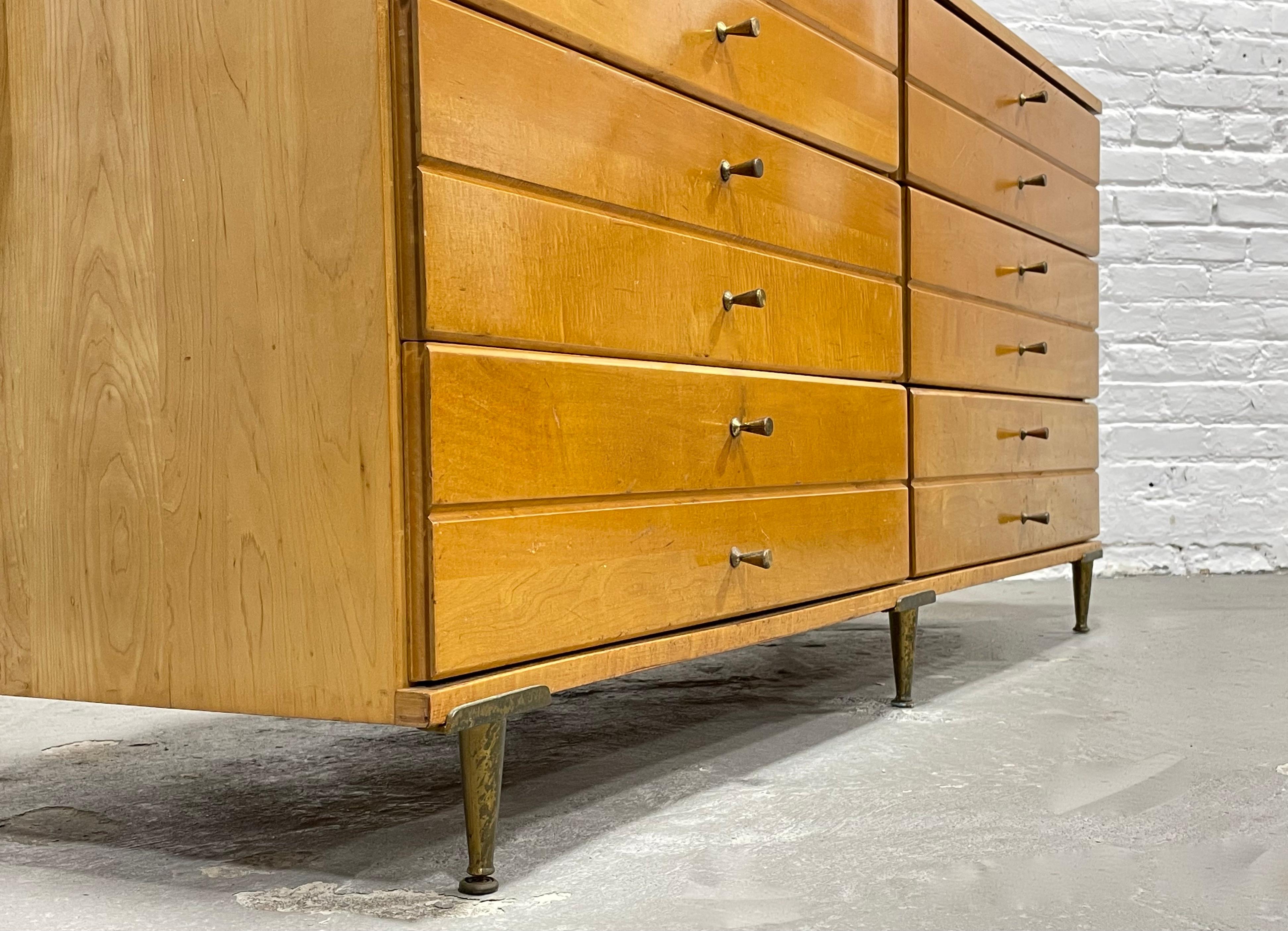 Paul McCobb Styled Mid-Century Modern Double Dresser / Credenza For Sale 9