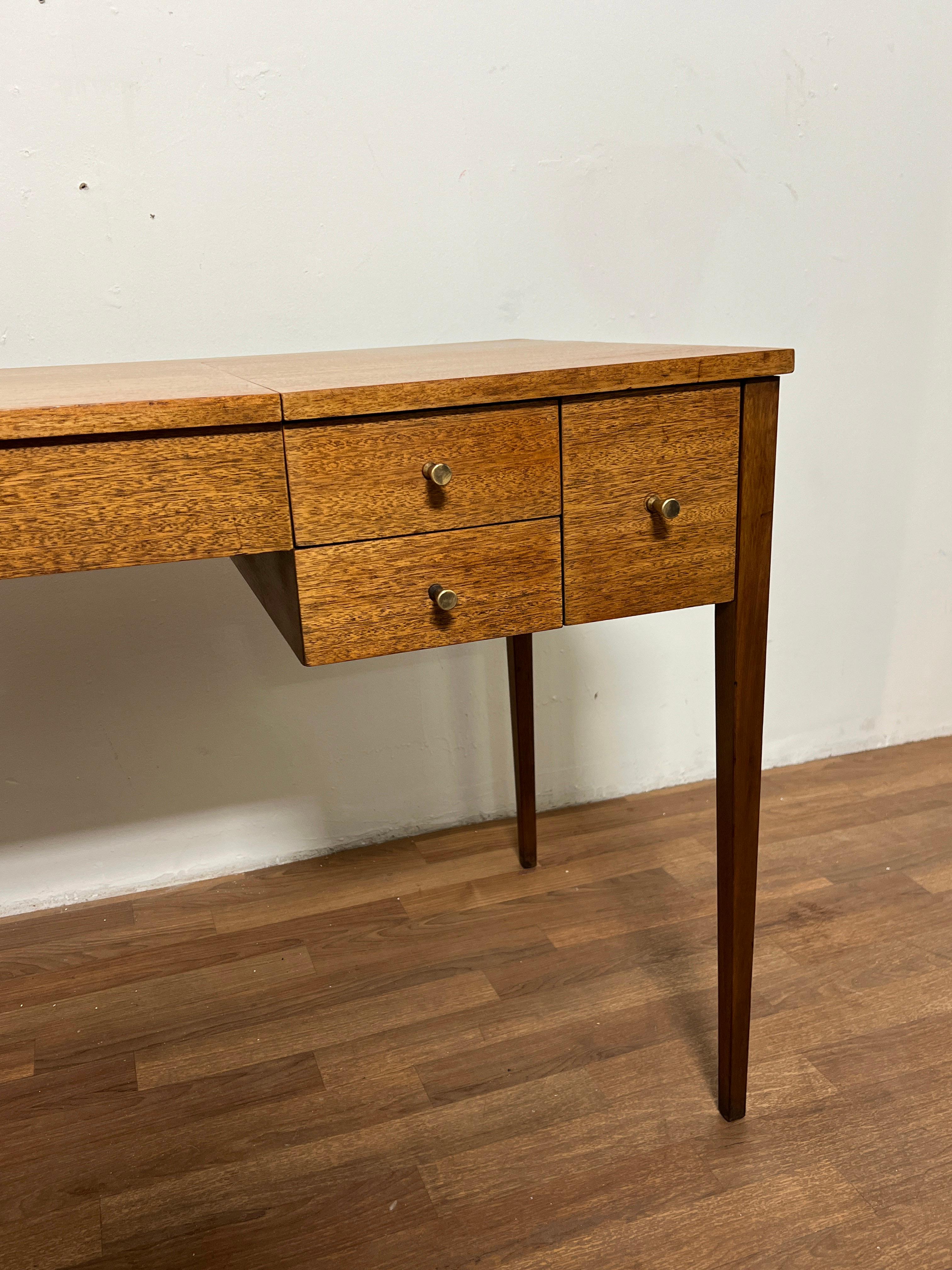 Paul McCobb Vanity Table for Calvin, Irwin Collection, Circa 1950s For Sale 2