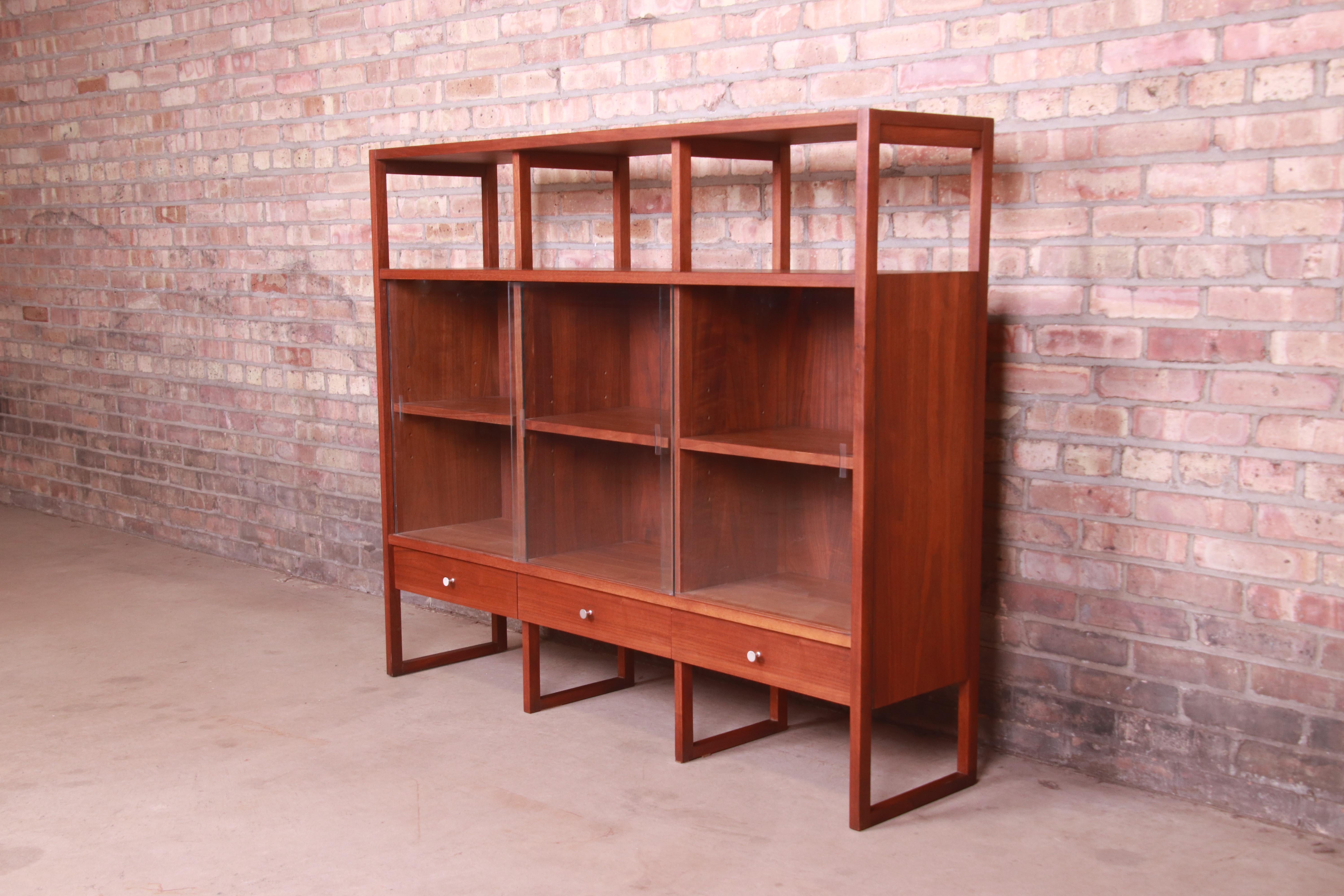 American Paul McCobb Walnut Bookcase or Wall Unit, 1960s