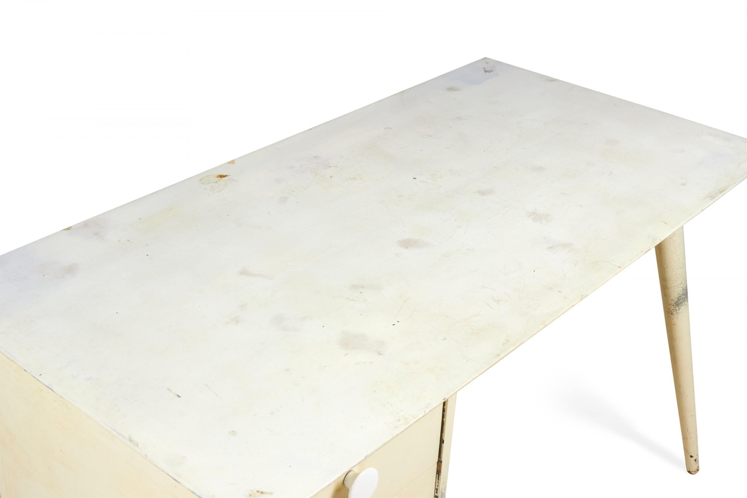 Paul McCobb White Finish Wooden Student Desk 'Model 1560' For Sale 3