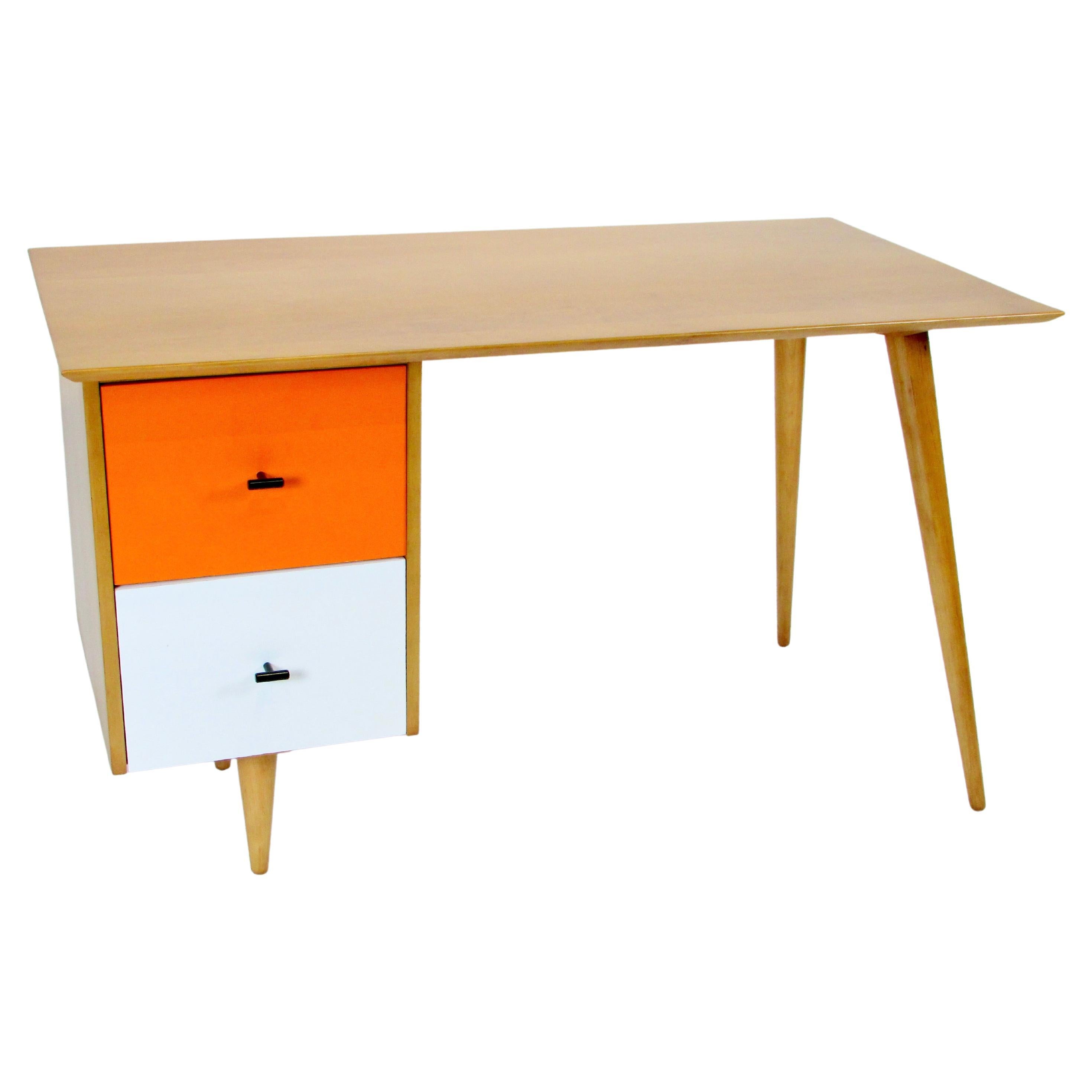 Paul McCobb Winchendon Planner Group Blonder Schreibtisch mit orangefarbenen und weißen Schubladen
