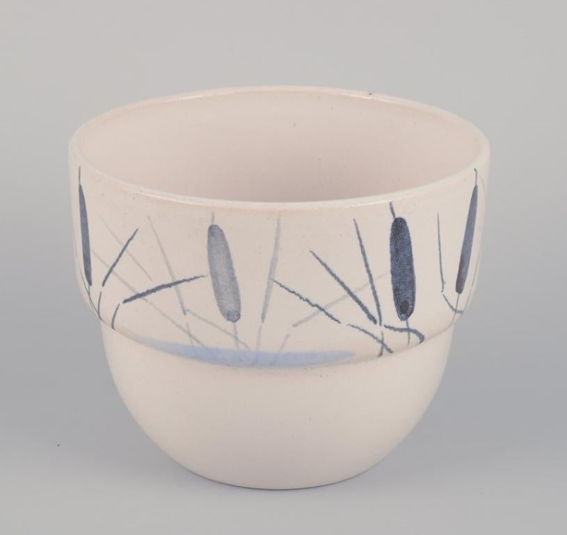 Francese Paul Milet per Sevres, Francia. Coppia di portavasi per piante in ceramica. in vendita