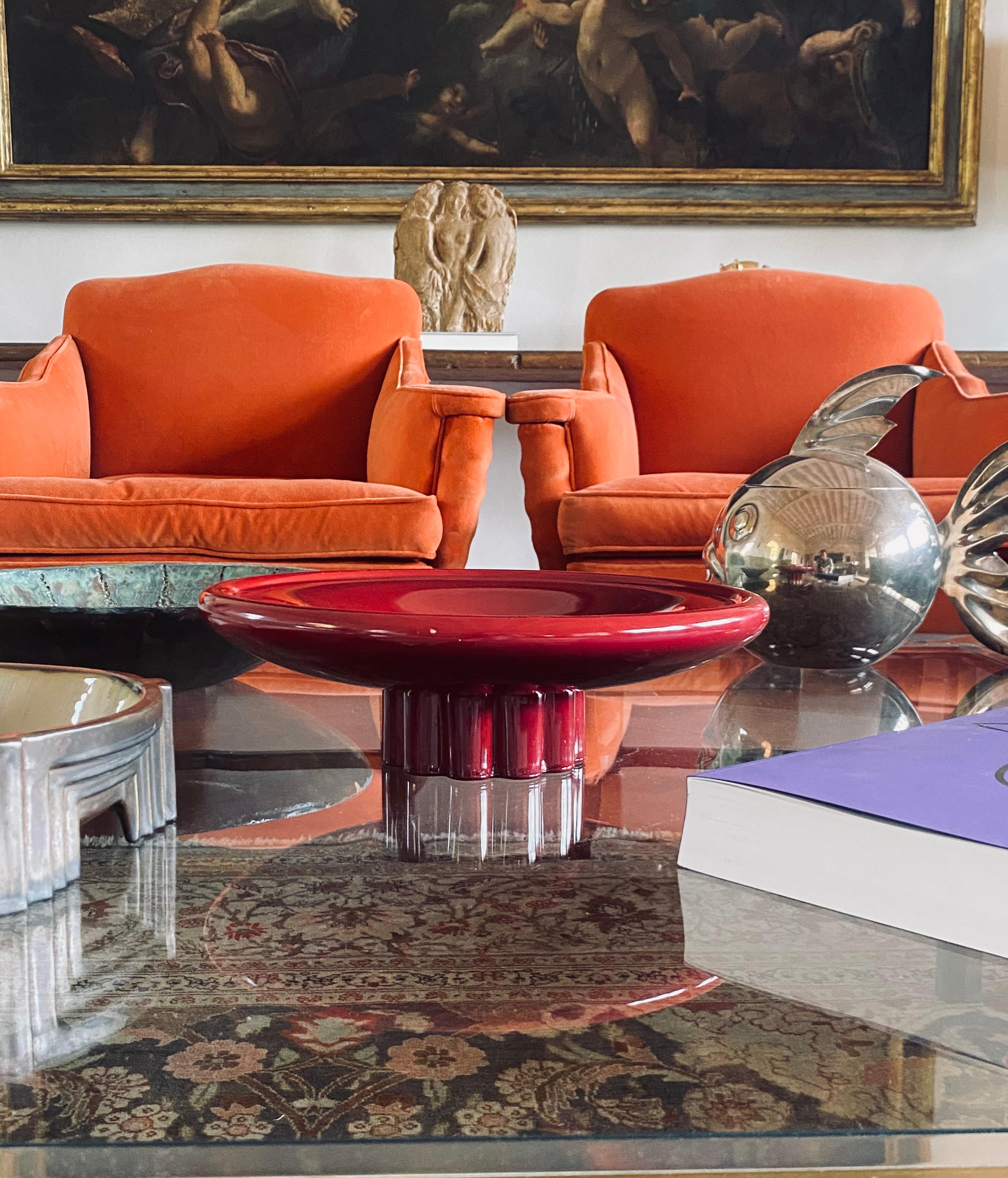 Modernes rotes Vide poche-/Mittelstück von Paul Millet, Sevres, Frankreich 1930er Jahre im Zustand „Hervorragend“ im Angebot in Firenze, IT