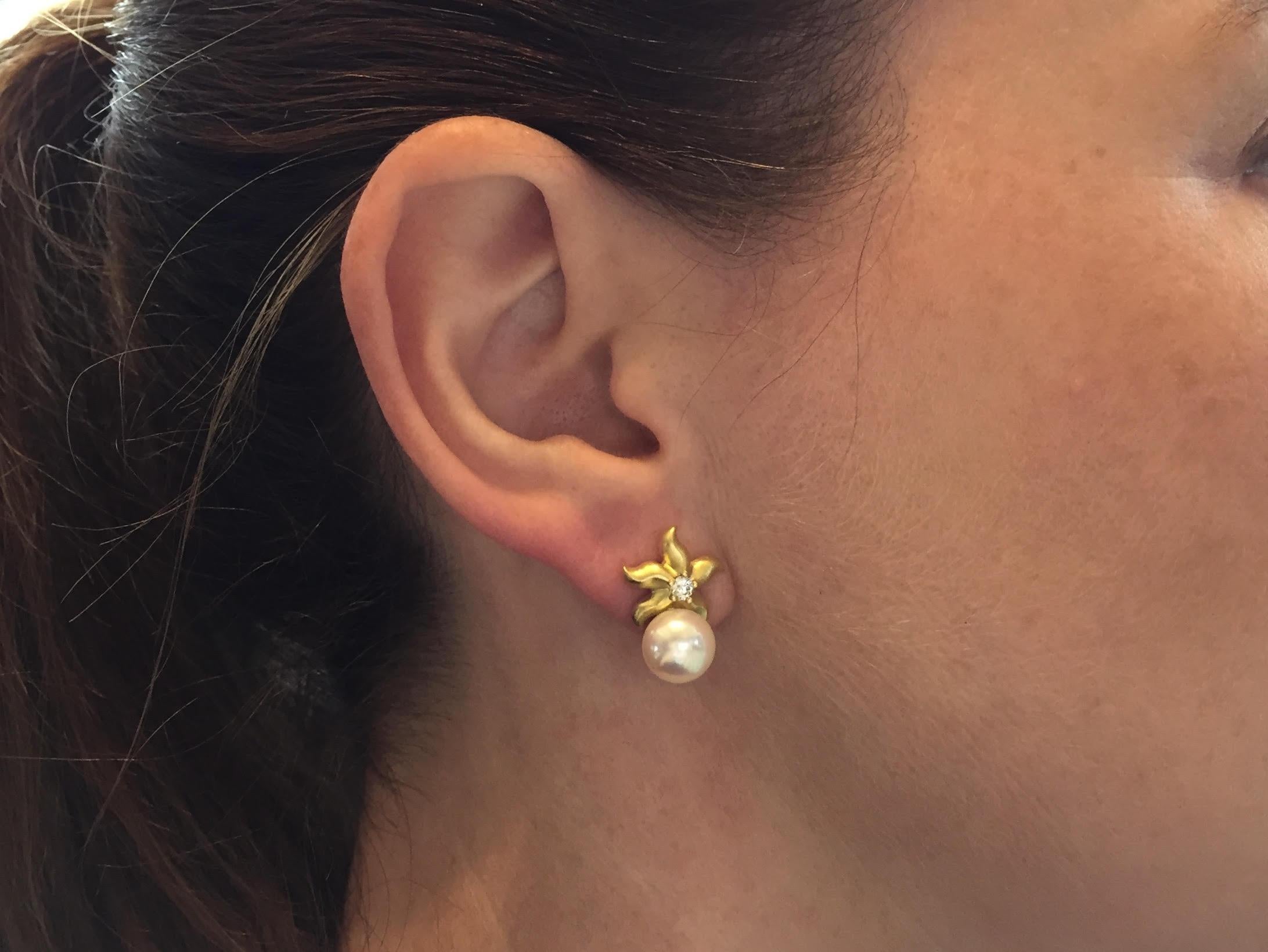 Women's Paul Morelli 18 Karat Starfish Pearl Earrings with Diamonds