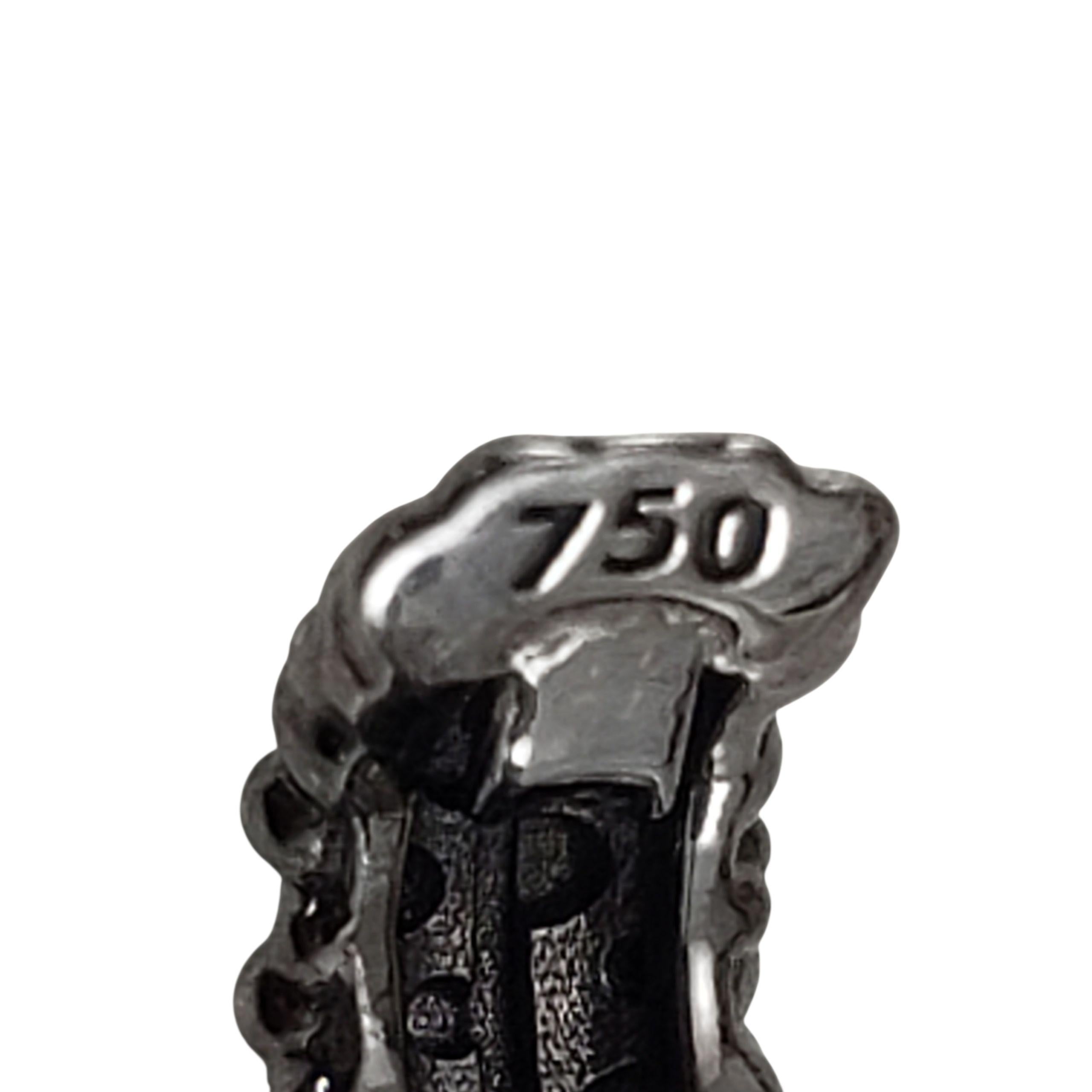 Paul Morelli Boucles d'oreilles Huggie en or noir 18 carats avec confettis et diamants #23024 en vente 2