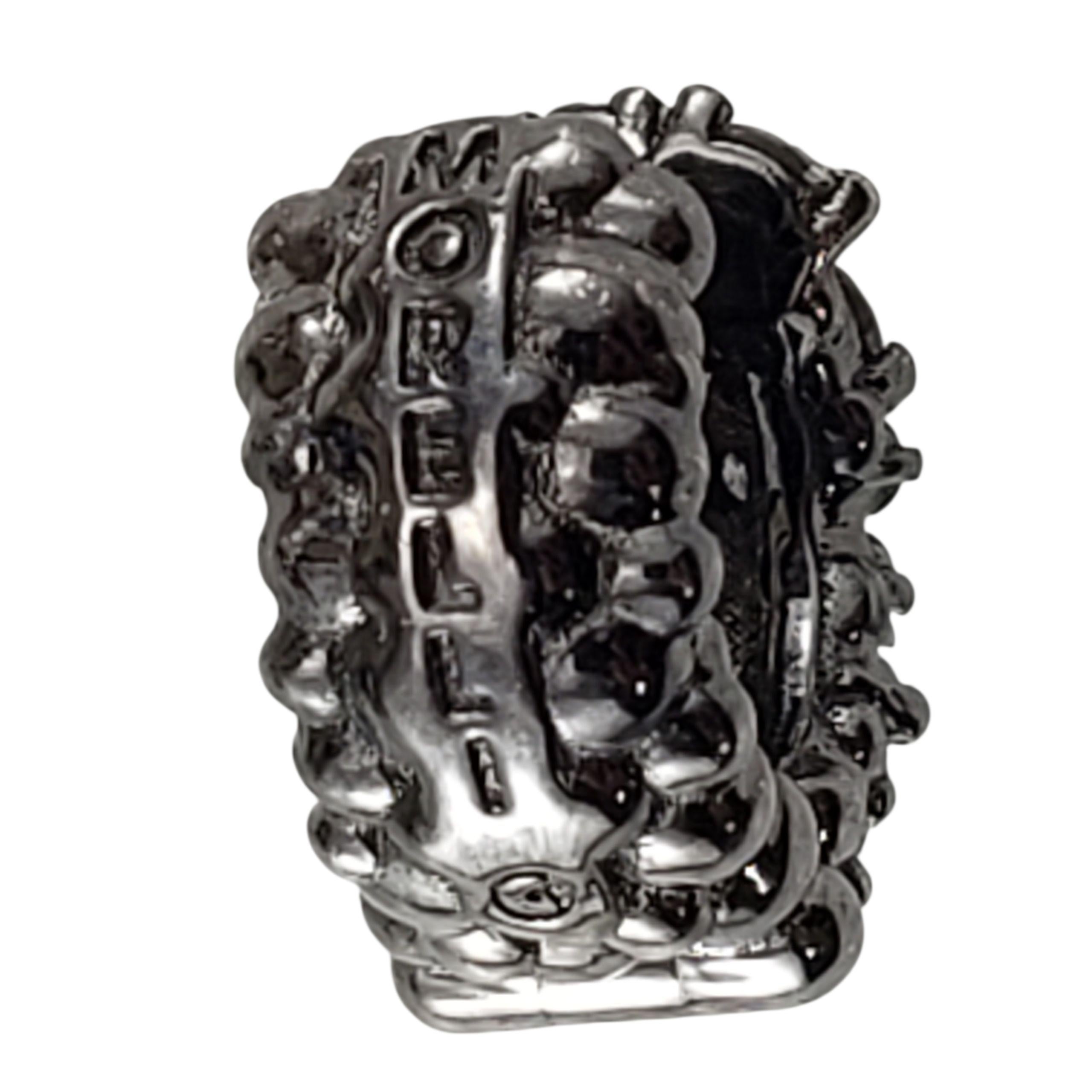 Paul Morelli Boucles d'oreilles Huggie en or noir 18 carats avec confettis et diamants #23024 en vente 3