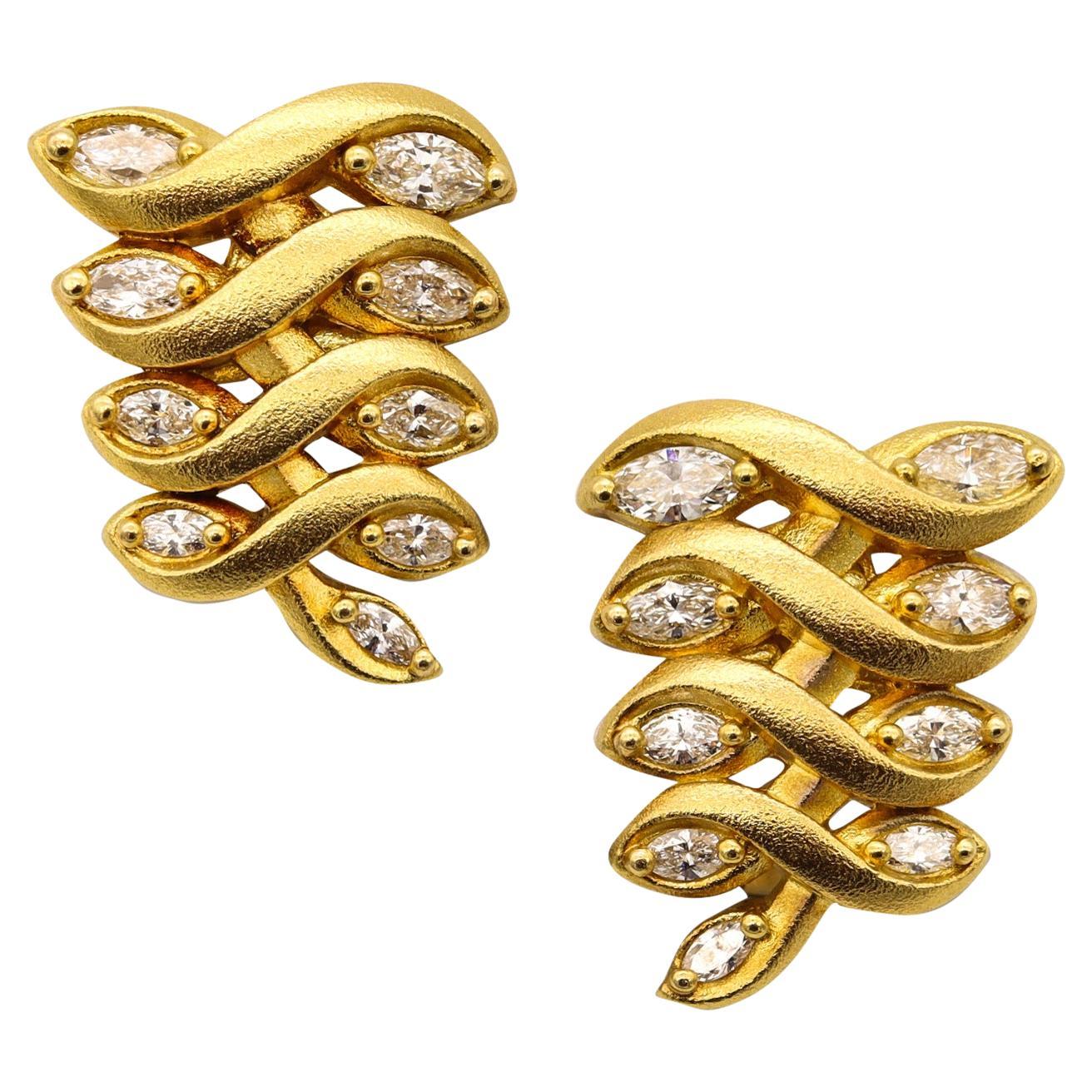Umwandelbare Ohrringe von Paul Morelli aus 18 Karat Gelbgold mit 3,12 Karat VS-Diamanten im Angebot