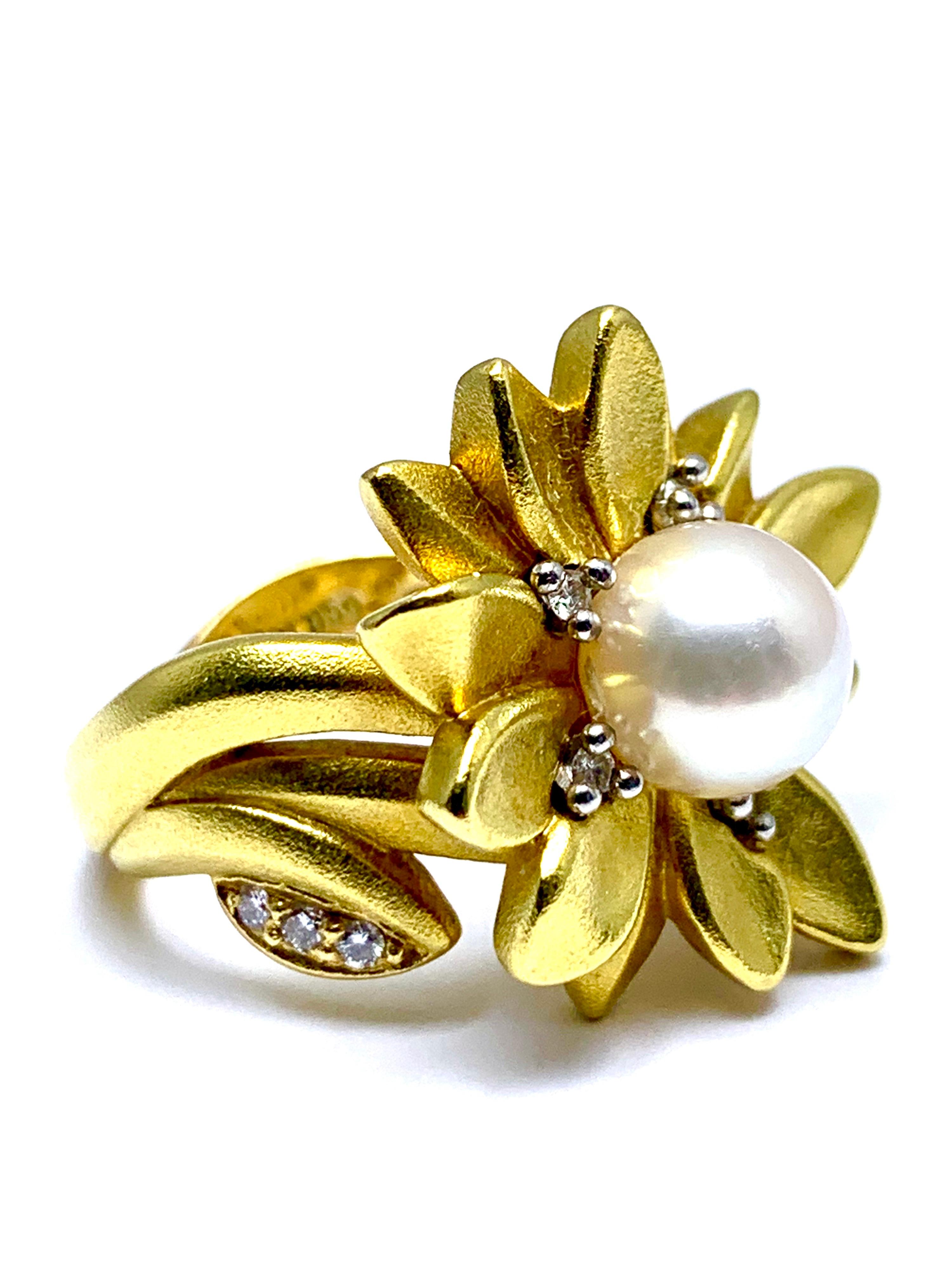 Round Cut Paul Morelli Cultured Pearl and Diamond 18 Karat Daisy Flower Ring