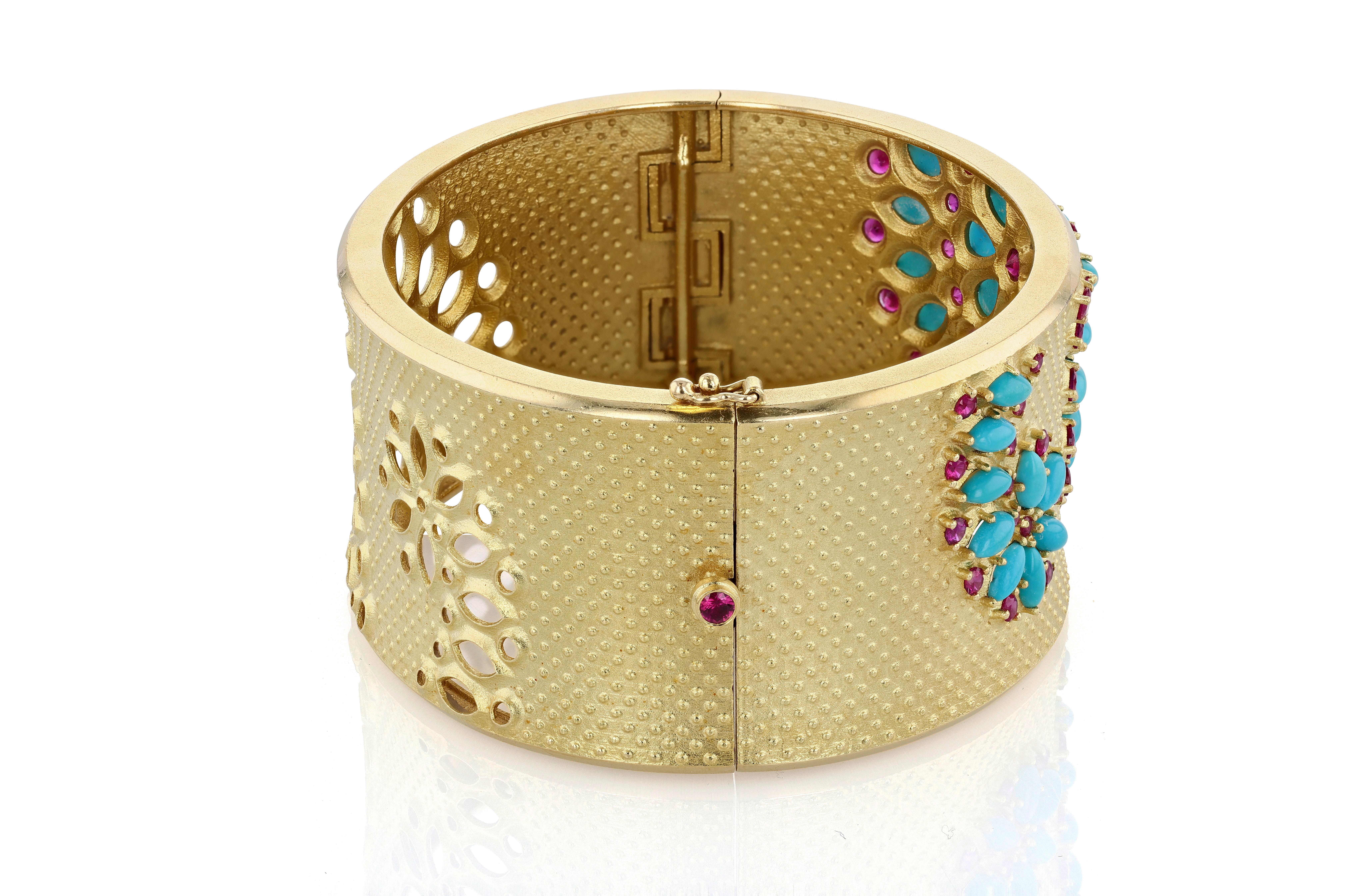 Paul Morelli Pulsera de oro, turquesa y rubí Renacimiento egipcio en venta
