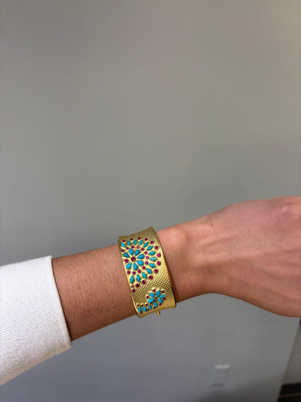 Paul Morelli Pulsera de oro, turquesa y rubí en Excelente estado para la venta en Princeton, NJ