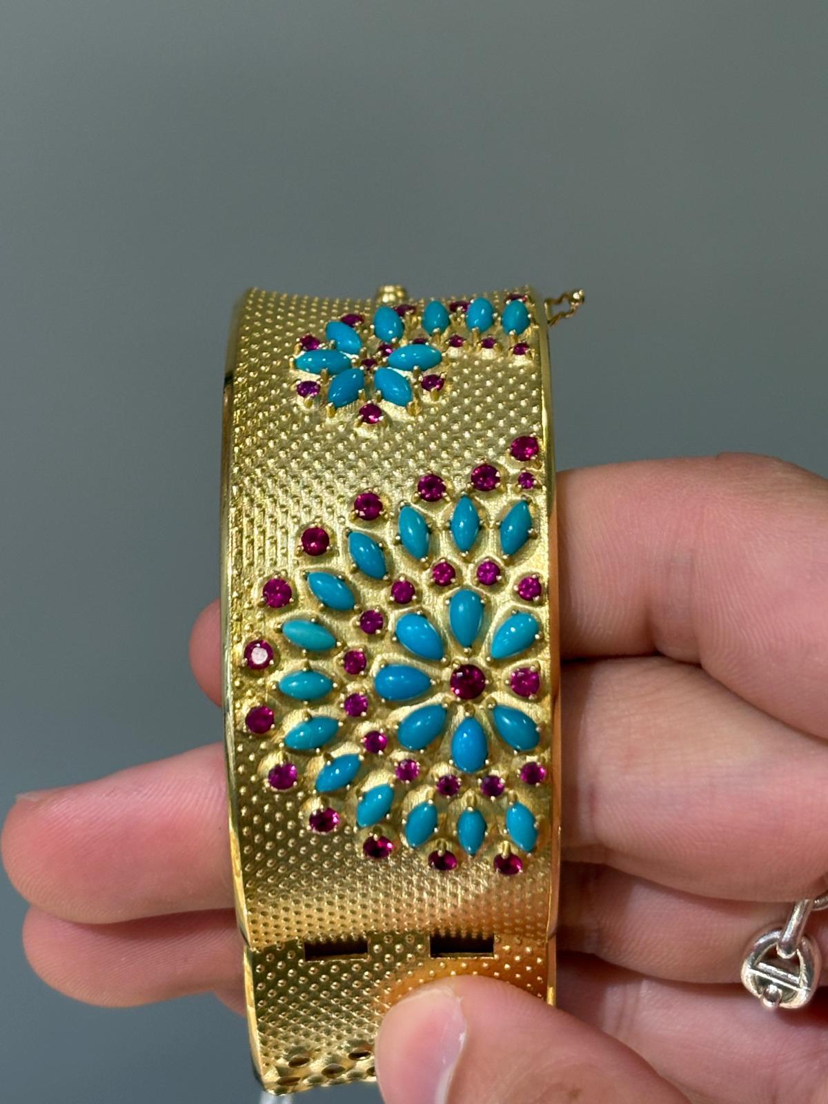 Paul Morelli Pulsera de oro, turquesa y rubí en venta 1