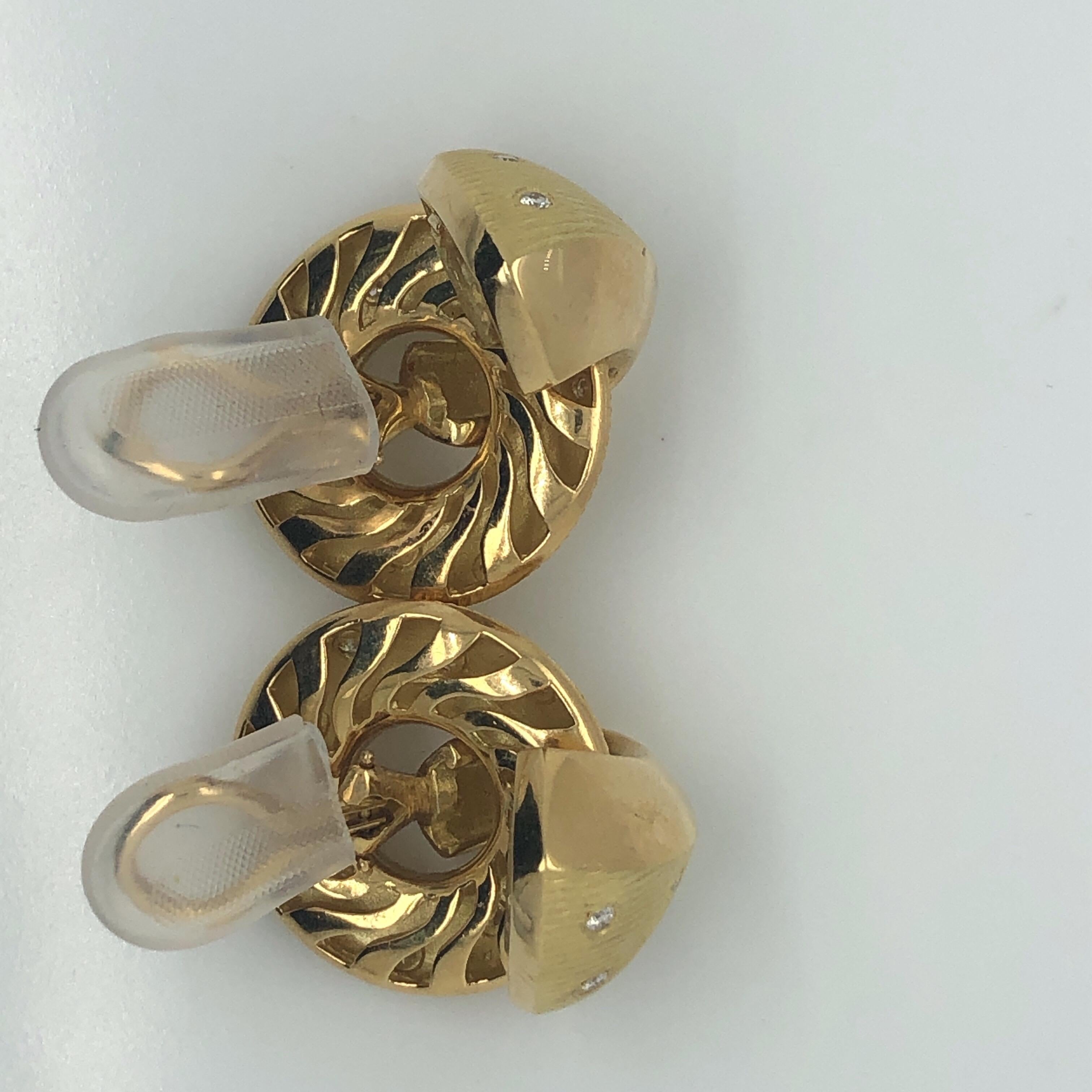 Paul Morelli Yellow Gold Diamond Earrings In Good Condition For Sale In Dallas, TX