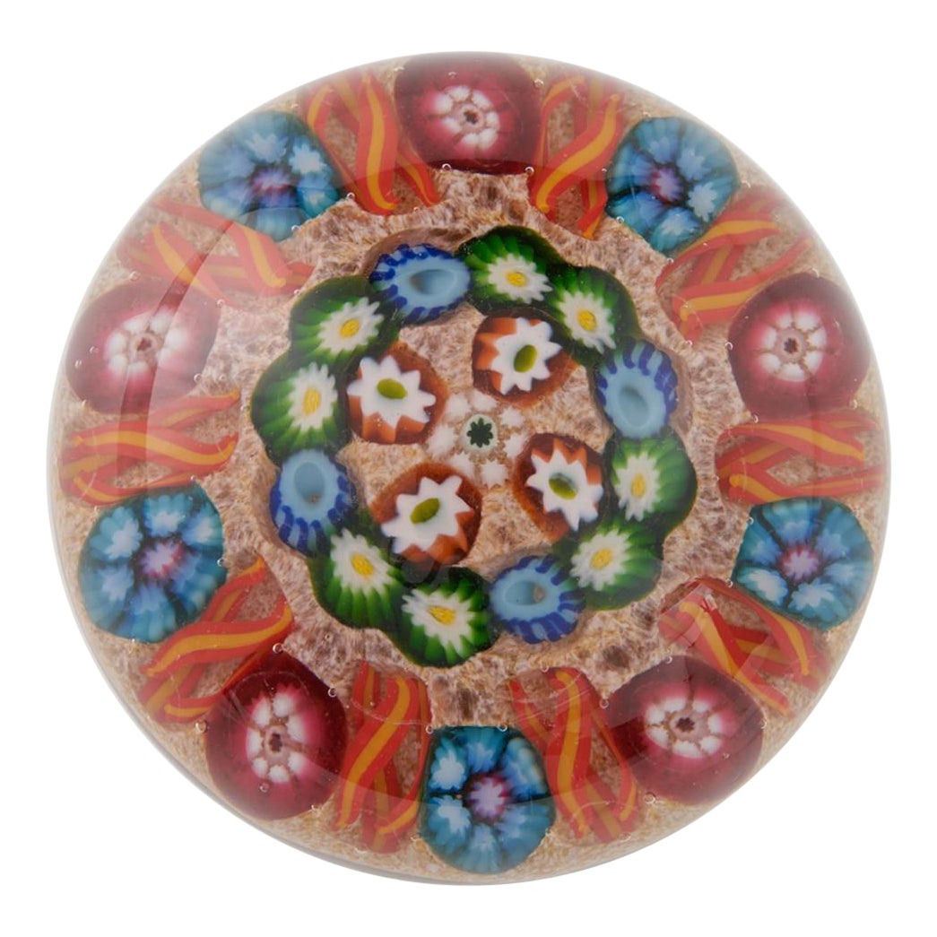 Paul o Salvador Ysart, fermacarte radiale concentrico, 1950 ca.